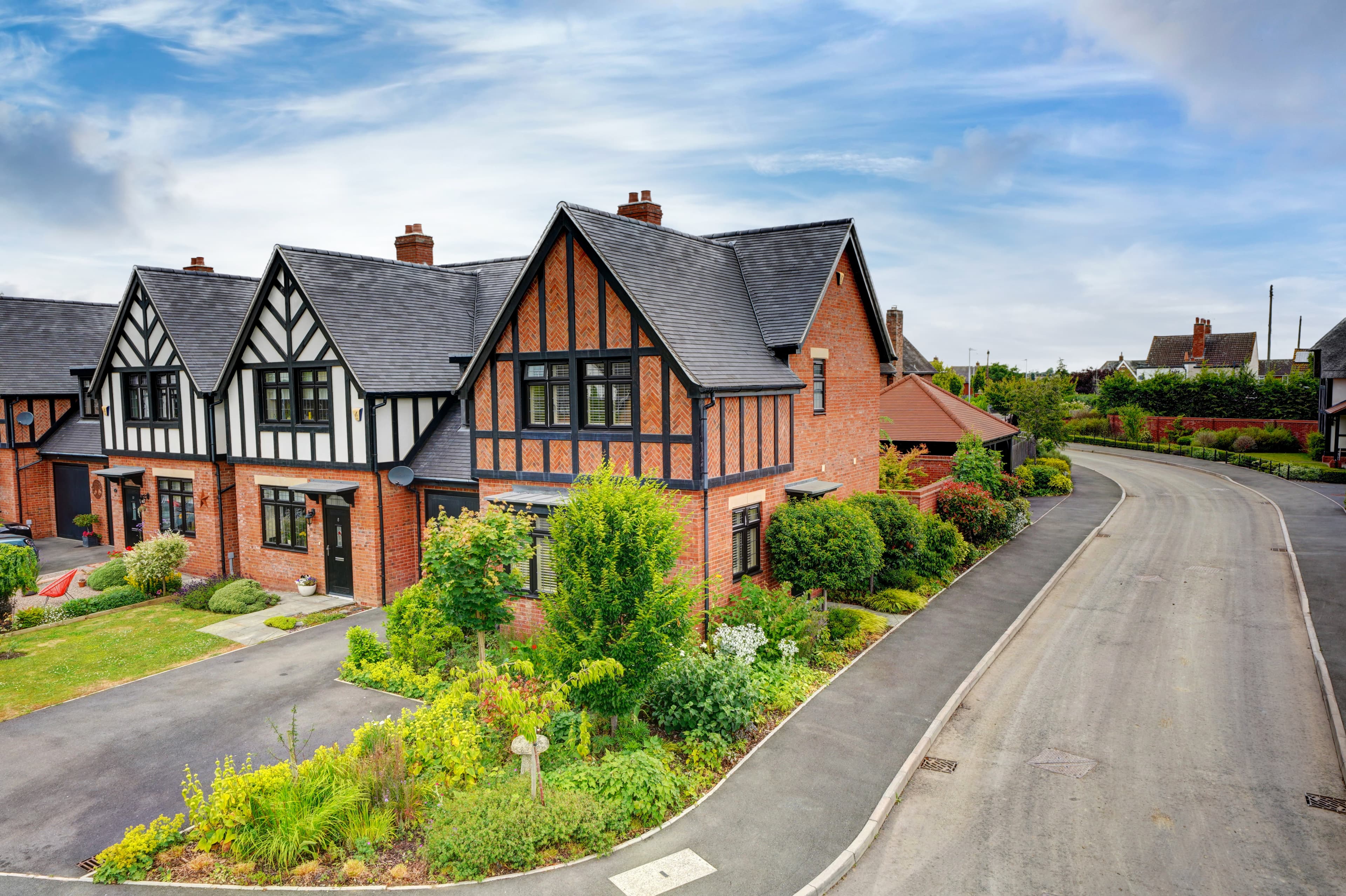 Kingshurst Gardens, Badsey, Evesham, WR11 - photo 1 of 22