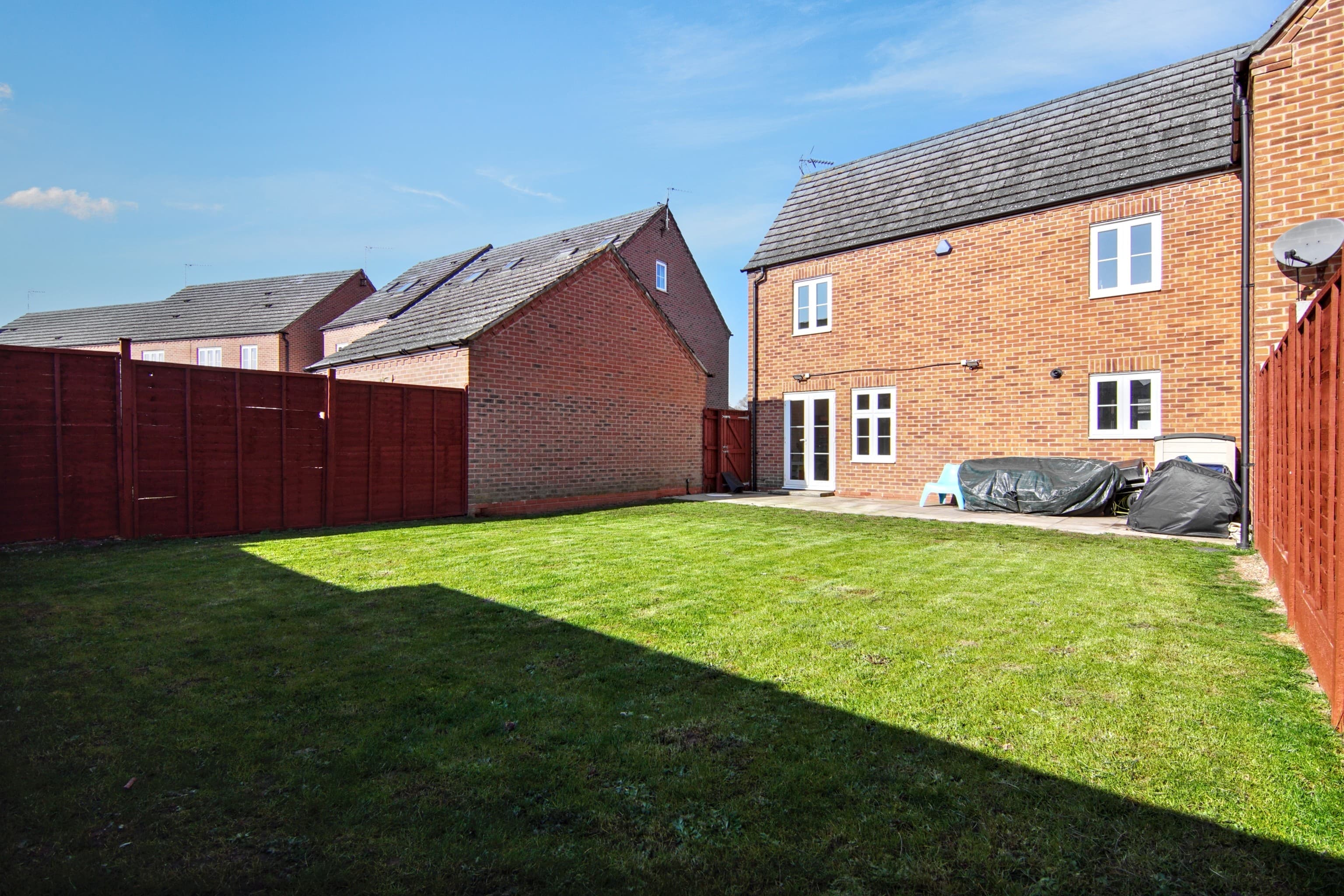 Niagara Close, Coventry, CV4 - photo 1 of 22