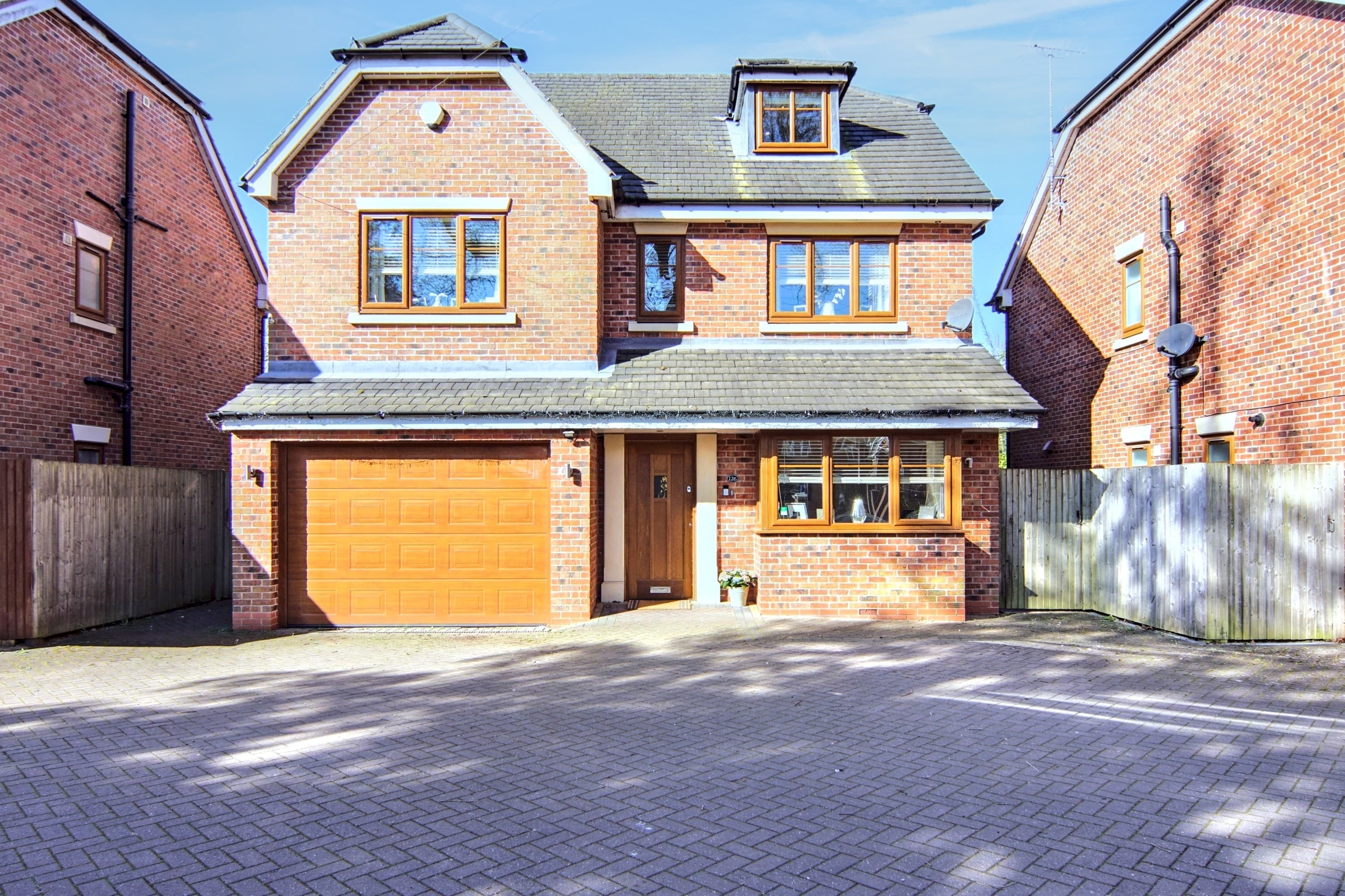 Kenilworth Road, Balsall Common, Coventry, CV7 - photo 1 of 35