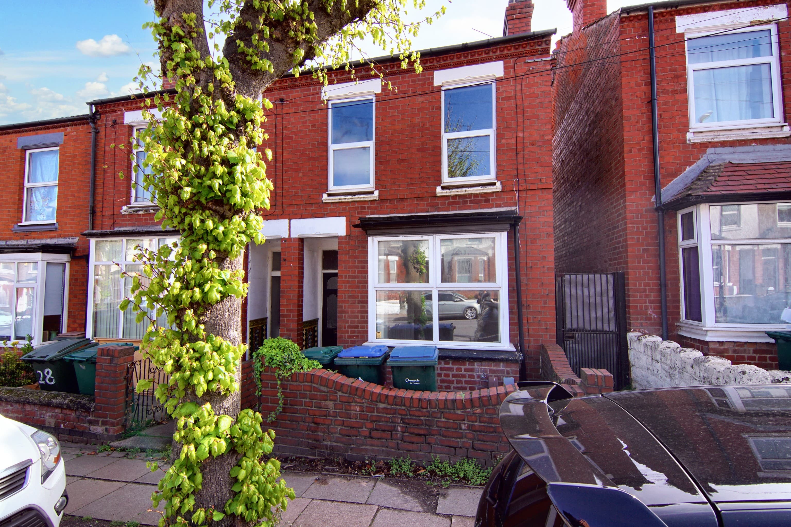 Queensland Avenue, Coventry, CV5 - photo 1 of 11