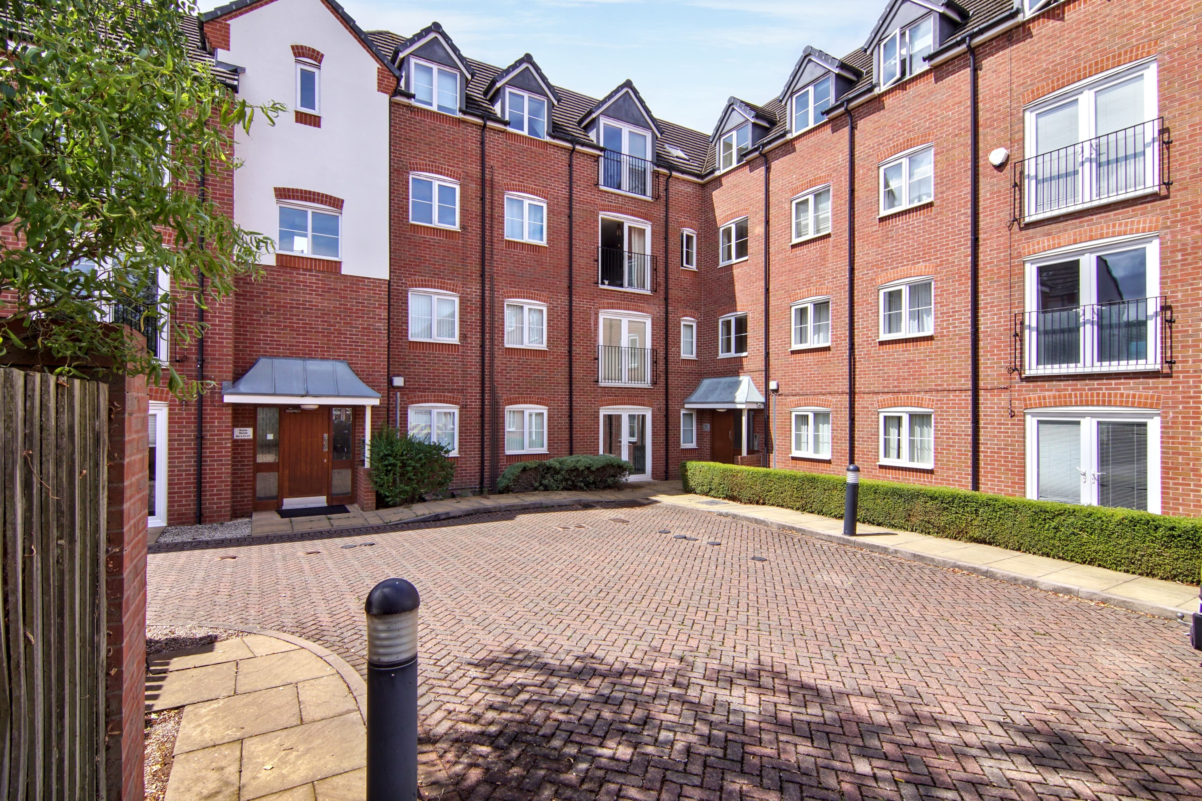 Ryton House, Penruddock Drive, Coventry, CV4 - photo 1 of 19