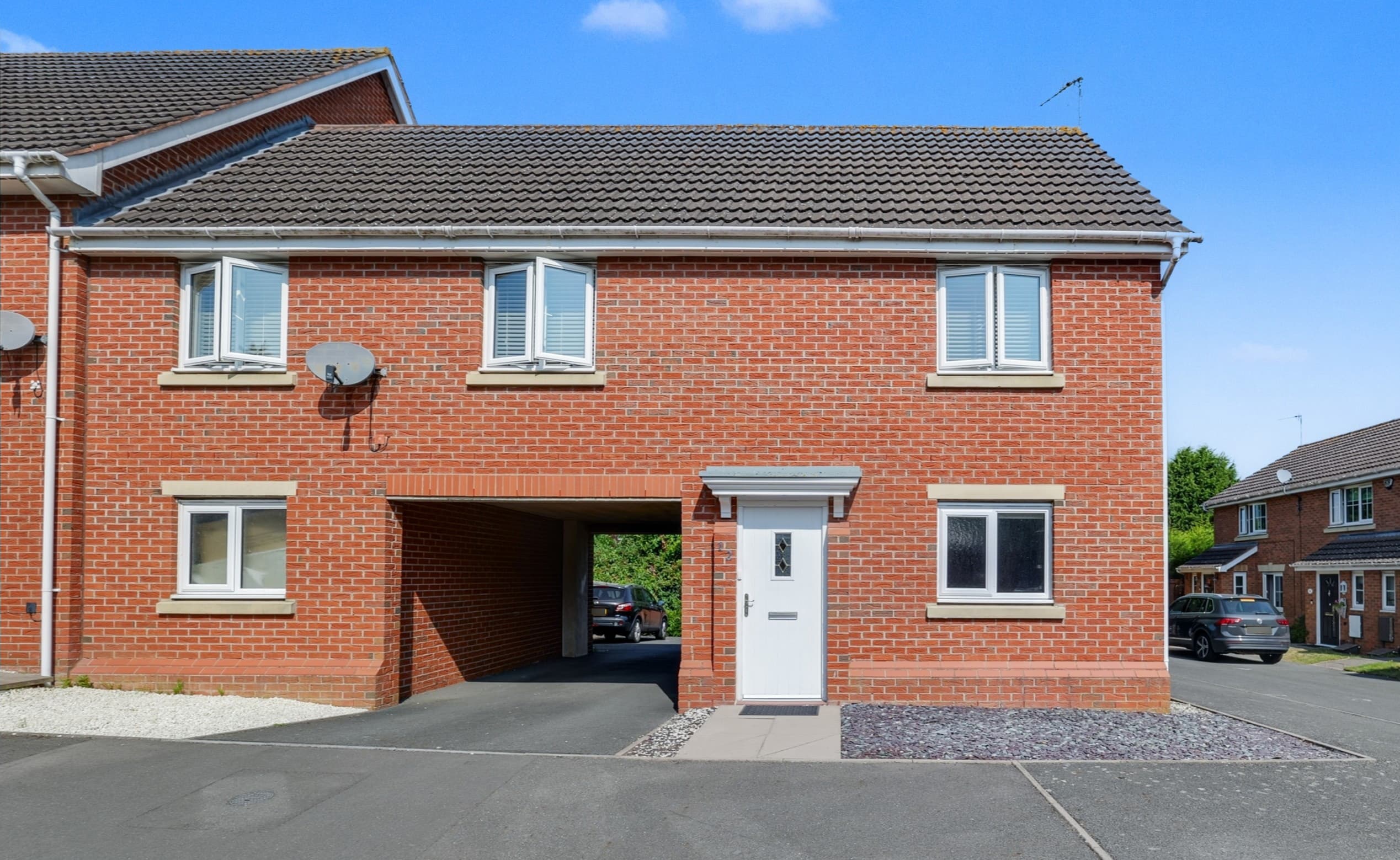 Brick Kiln Way, Bedworth, CV12 - photo 1 of 18