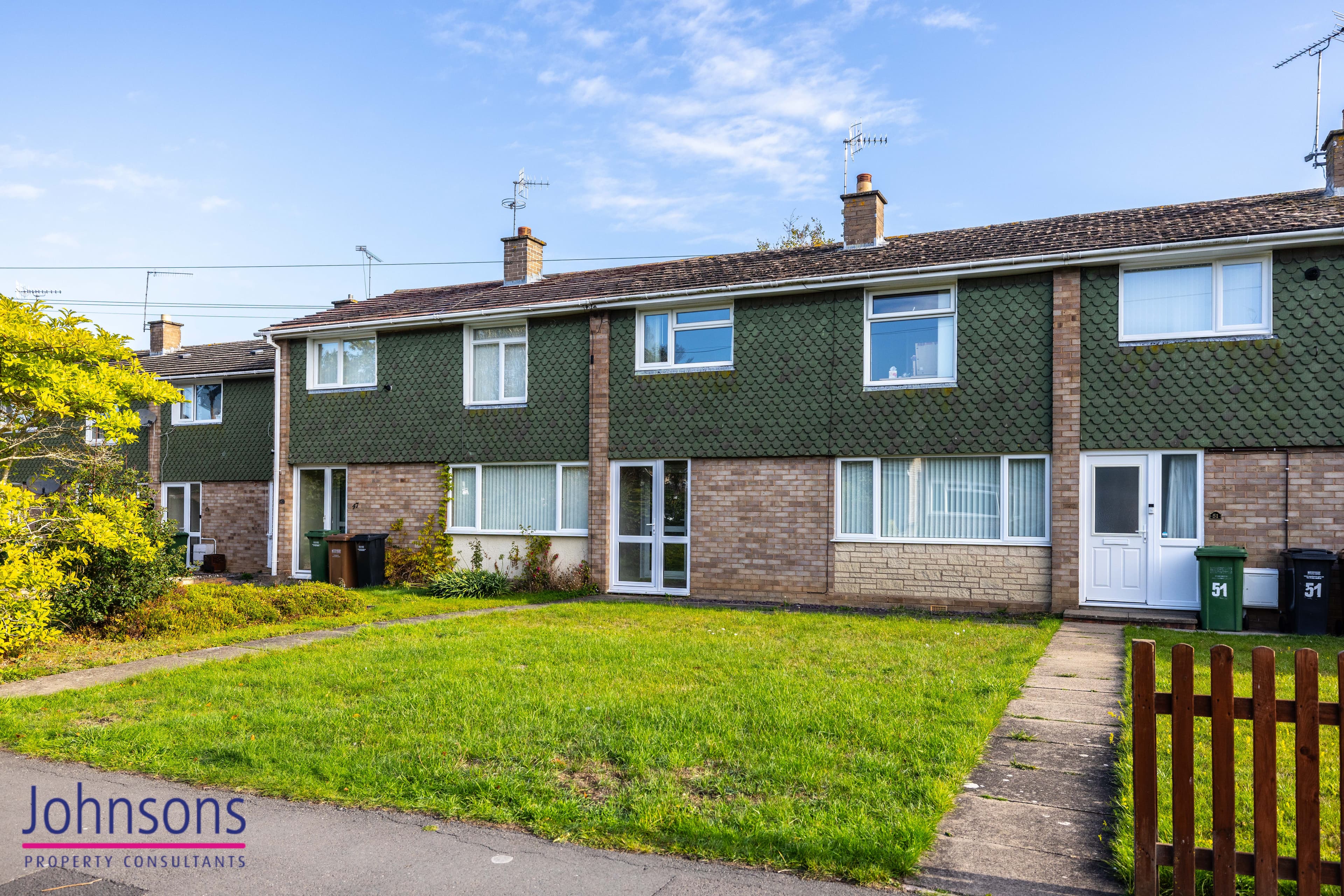St. Peters Close, Evesham, WR11 - photo 1 of 13