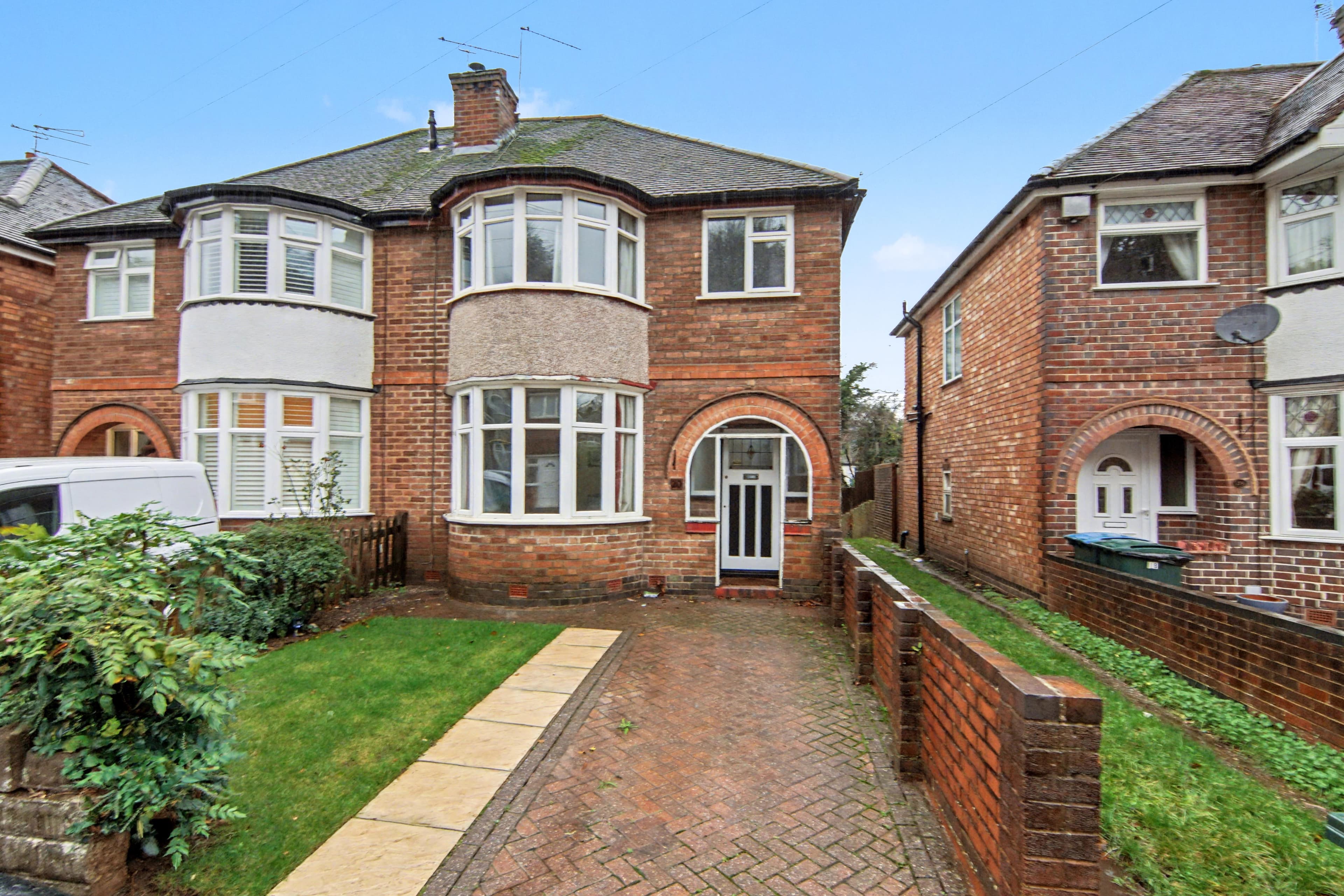 Hathaway Road, Coventry, CV4 - photo 1 of 12