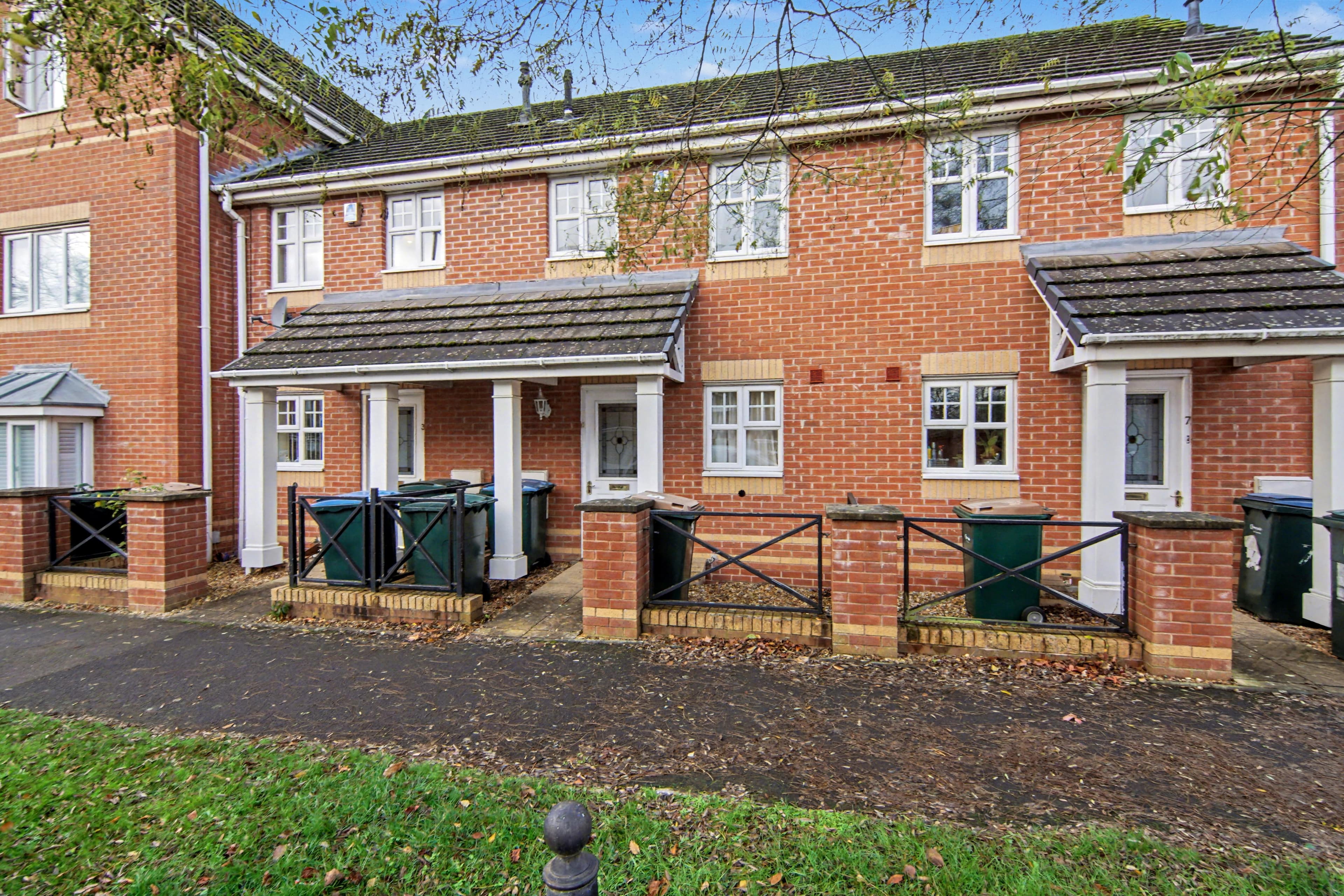 Alverley Road, Coventry, CV6 - photo 1 of 21