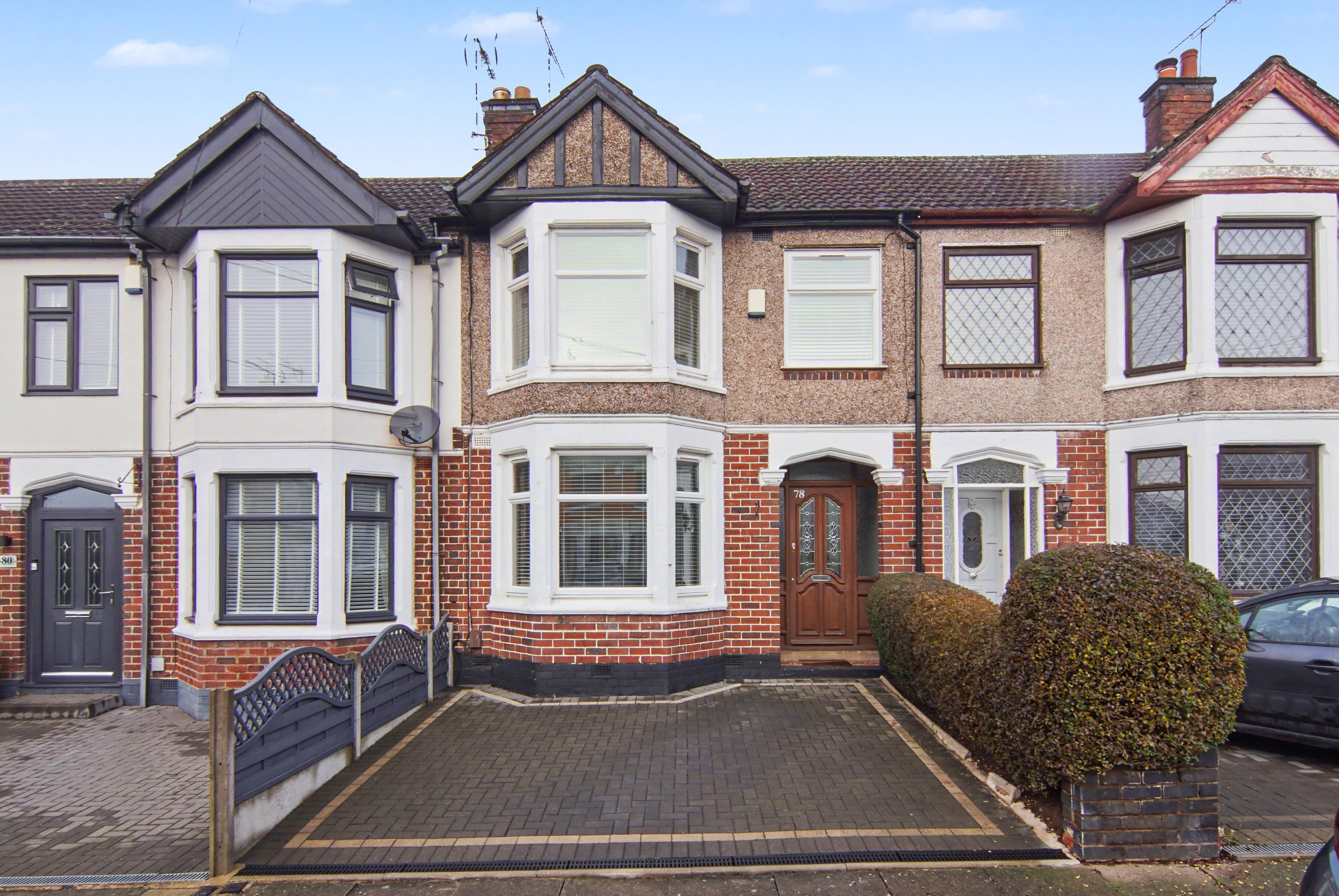 Cedars Avenue, Coventry, CV6 - photo 1 of 24