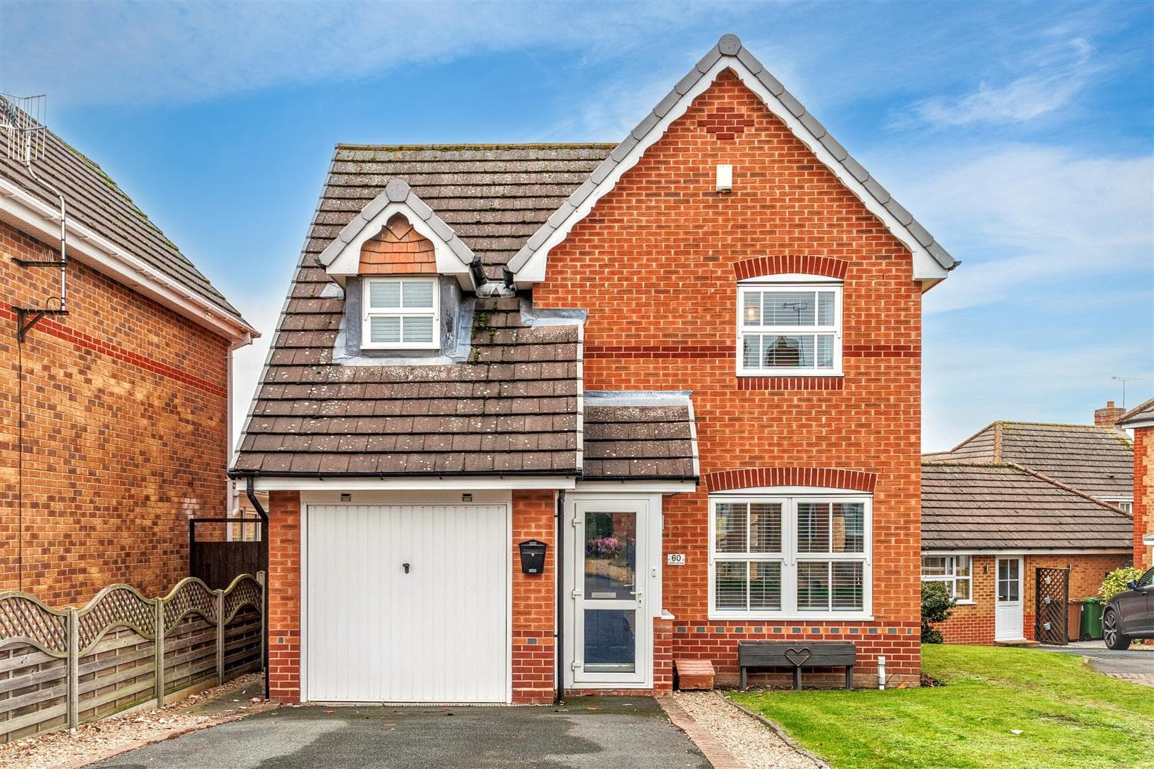 Clyde Avenue, Evesham, WR11 - photo 1 of 26