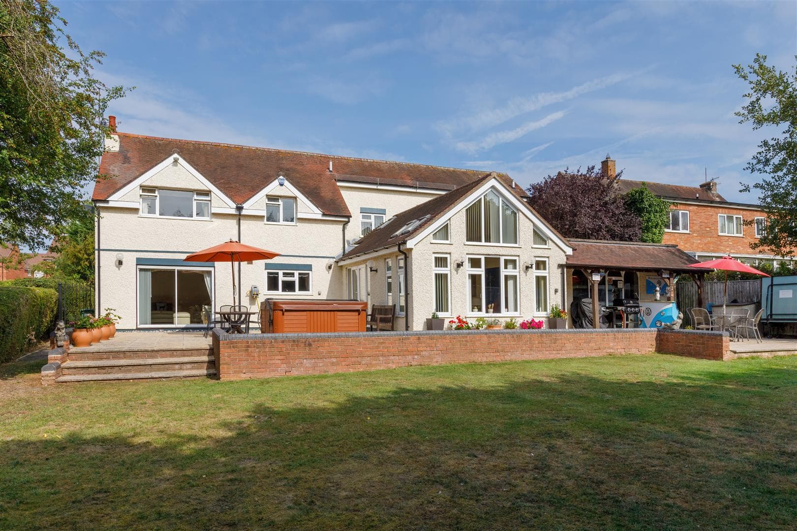 Bishopton Lane, Stratford-Upon-Avon, CV37 - photo 1 of 26