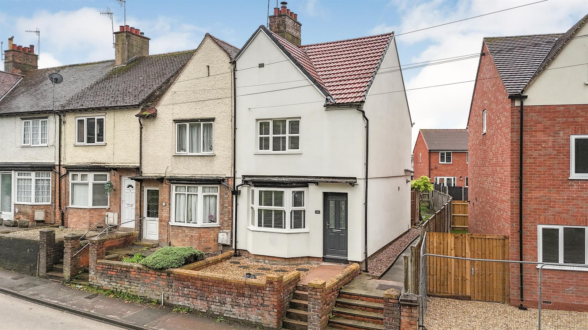 Pershore Road, Evesham, WR11 - photo 1 of 14