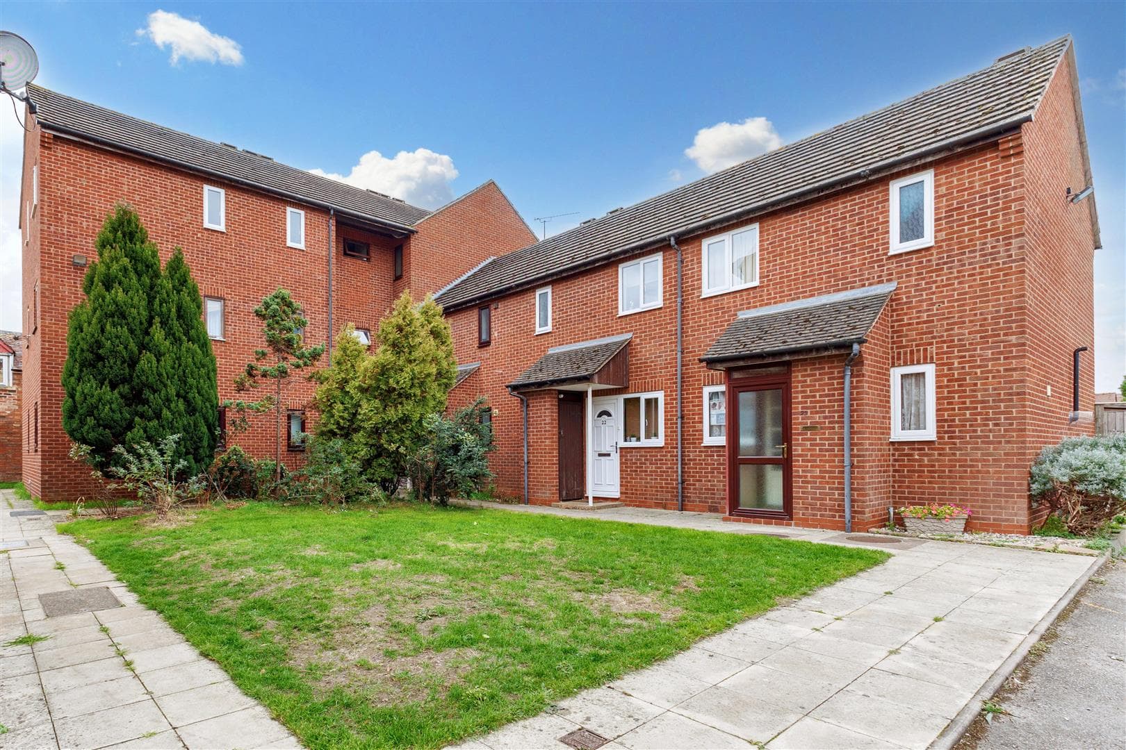 18 Haines Place, Bewdley Street, Evesham, WR11 - photo 1 of 9