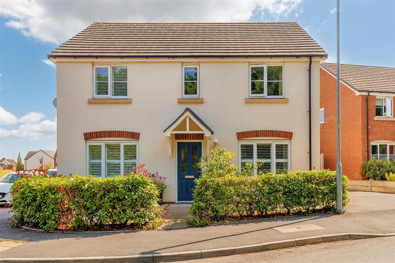 Pardoe Drive, Pershore, WR10 - photo 1 of 39