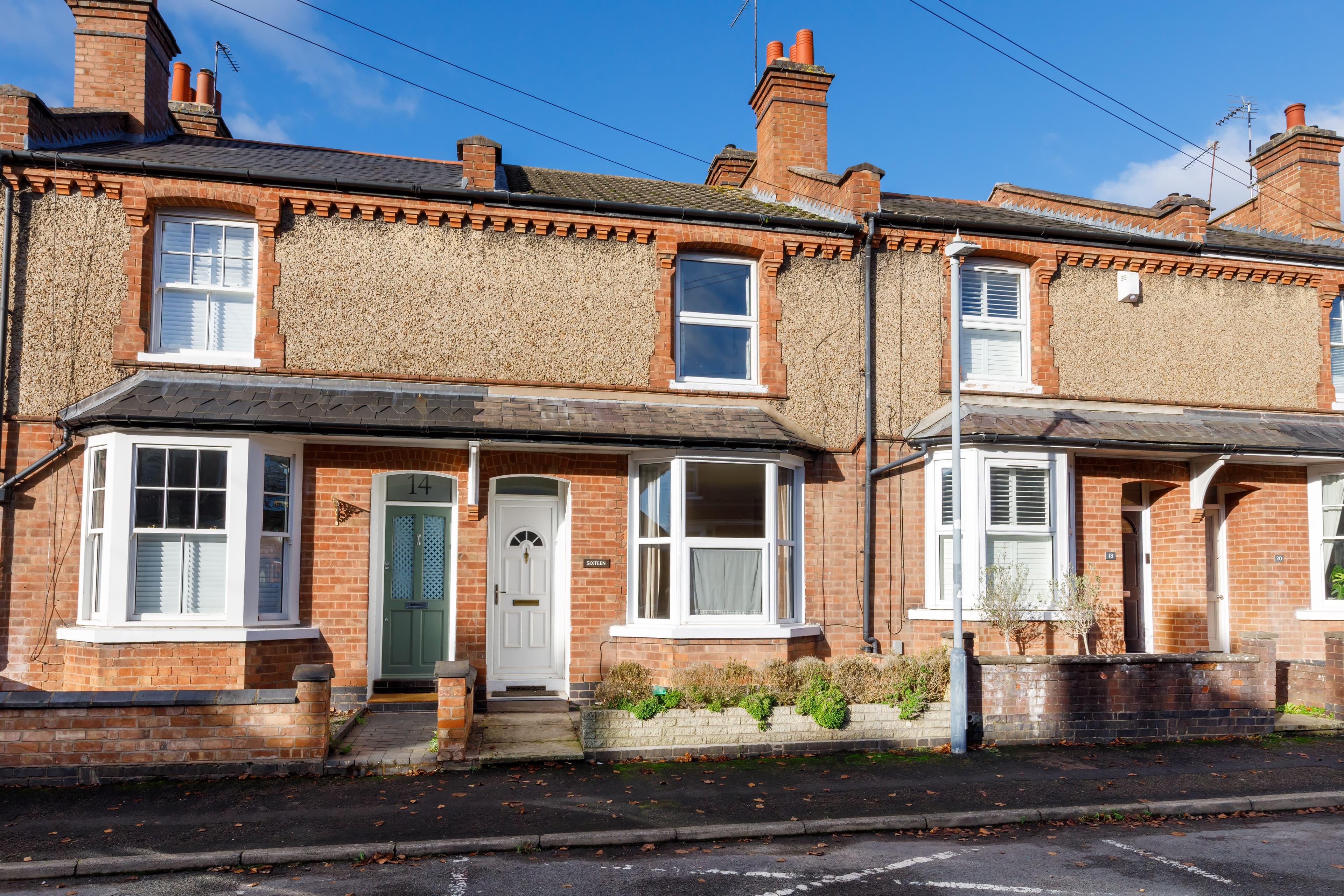 Manor Road, Leamington Spa, CV32 - photo 1 of 15