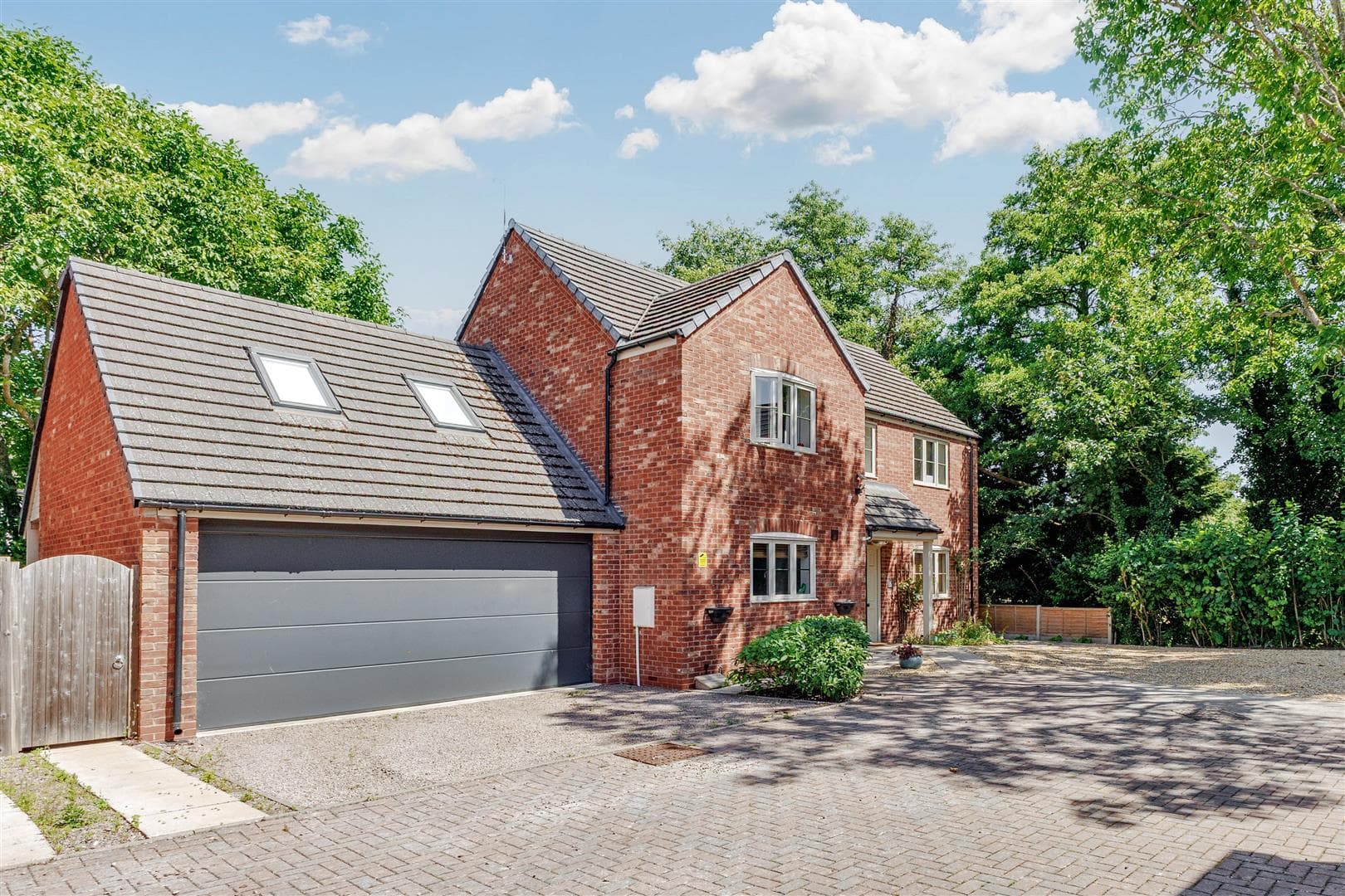Wilkins Close, Shipston-On-Stour, CV36 - photo 1 of 24