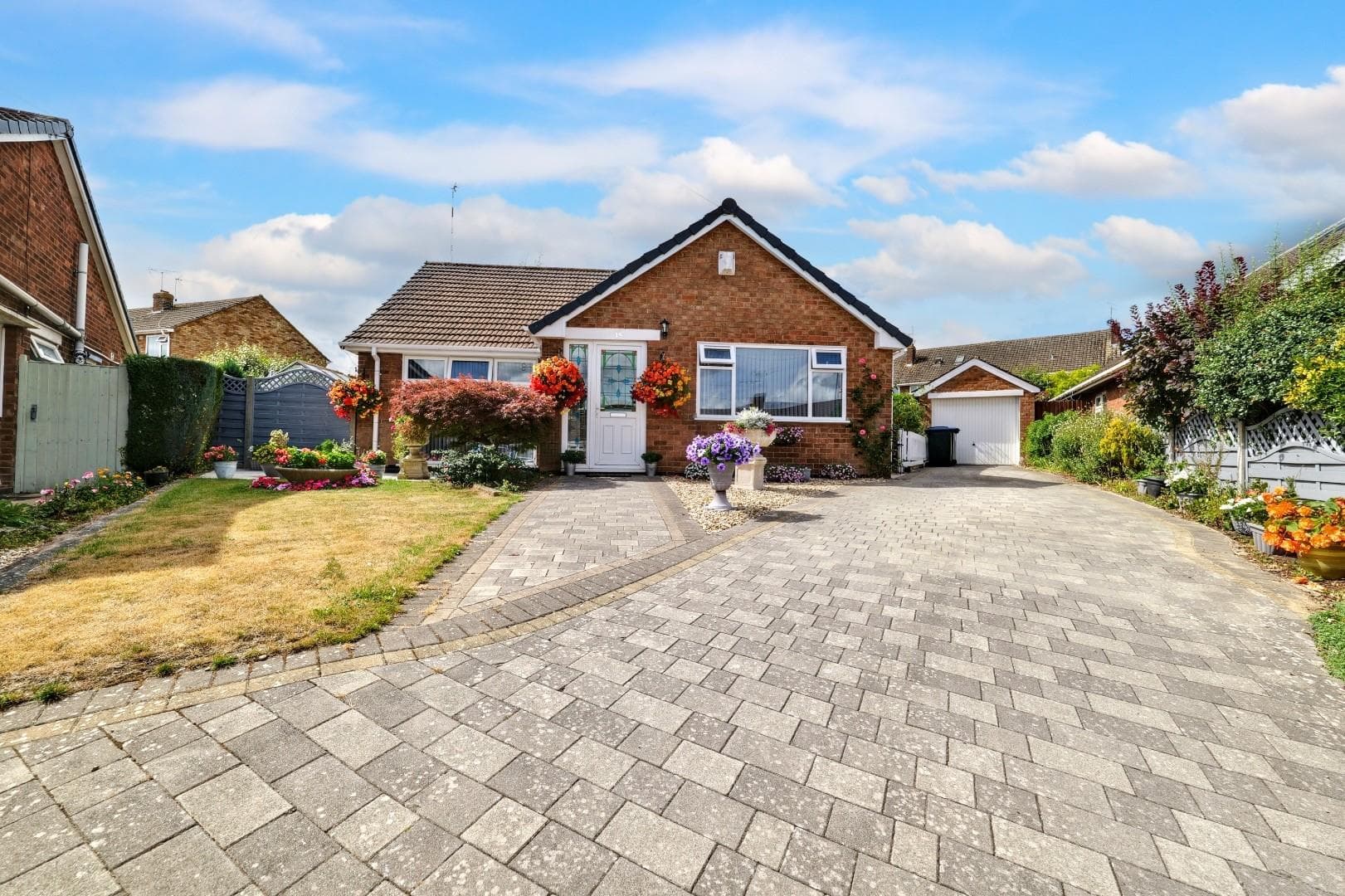 Darrach Close, Coventry, CV2 - photo 1 of 26