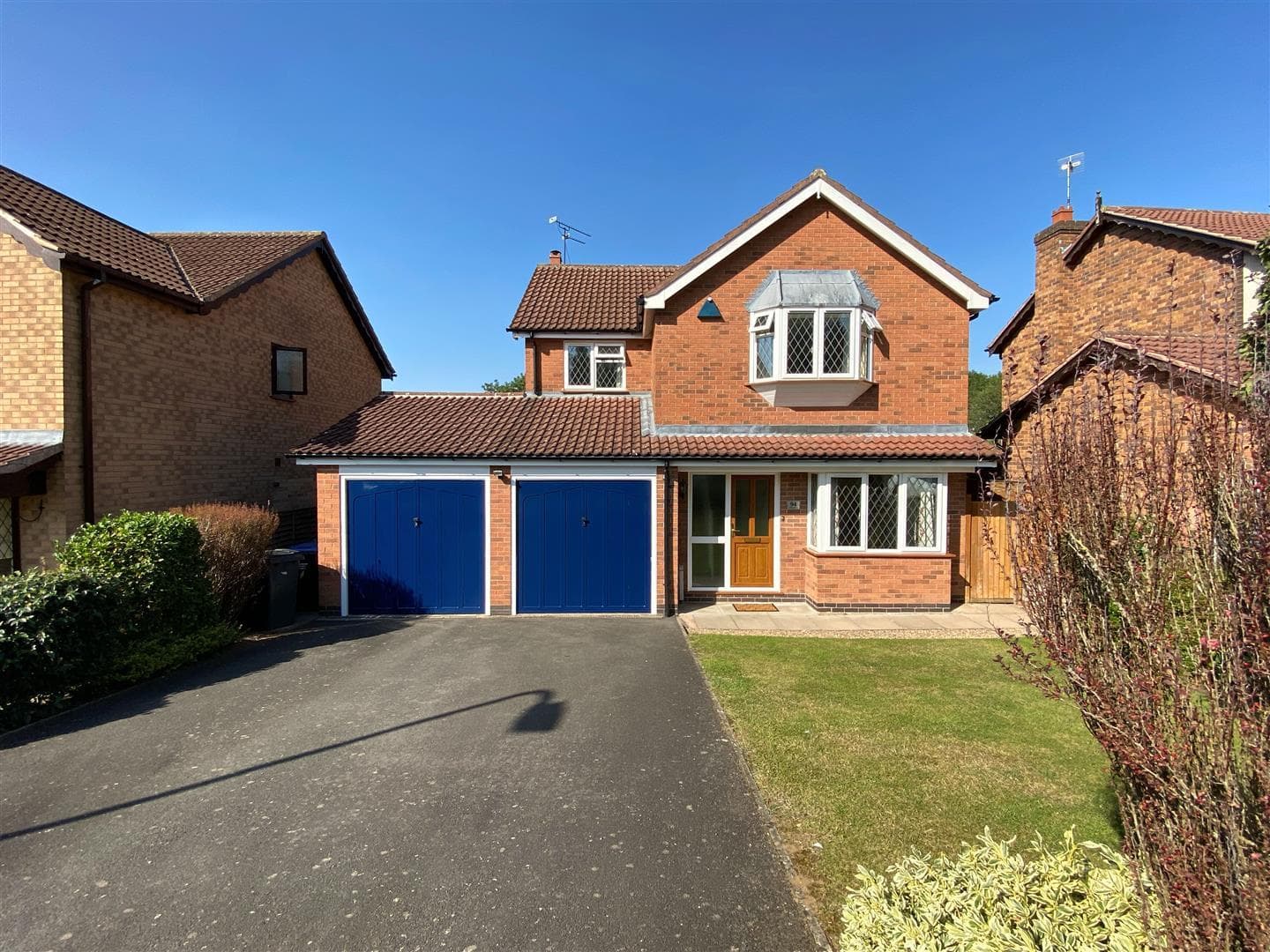 Pulford Drive, Thurnby, Leicester, LE7 - photo 1 of 23