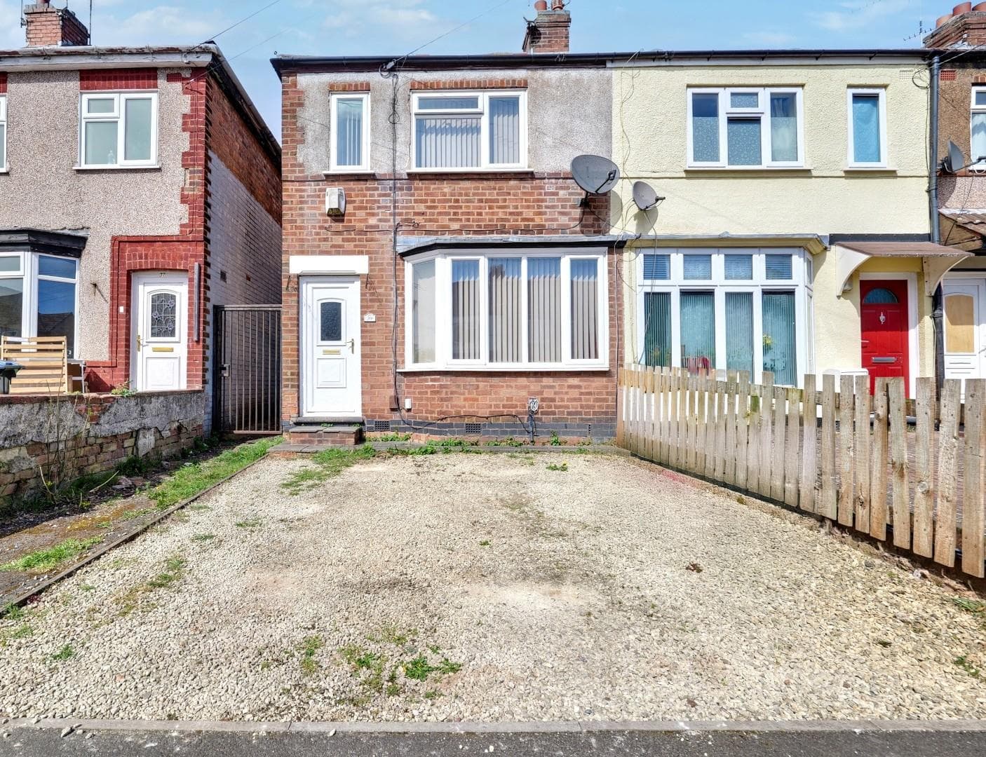 Kirkdale Avenue, Coventry, CV6 - photo 1 of 14