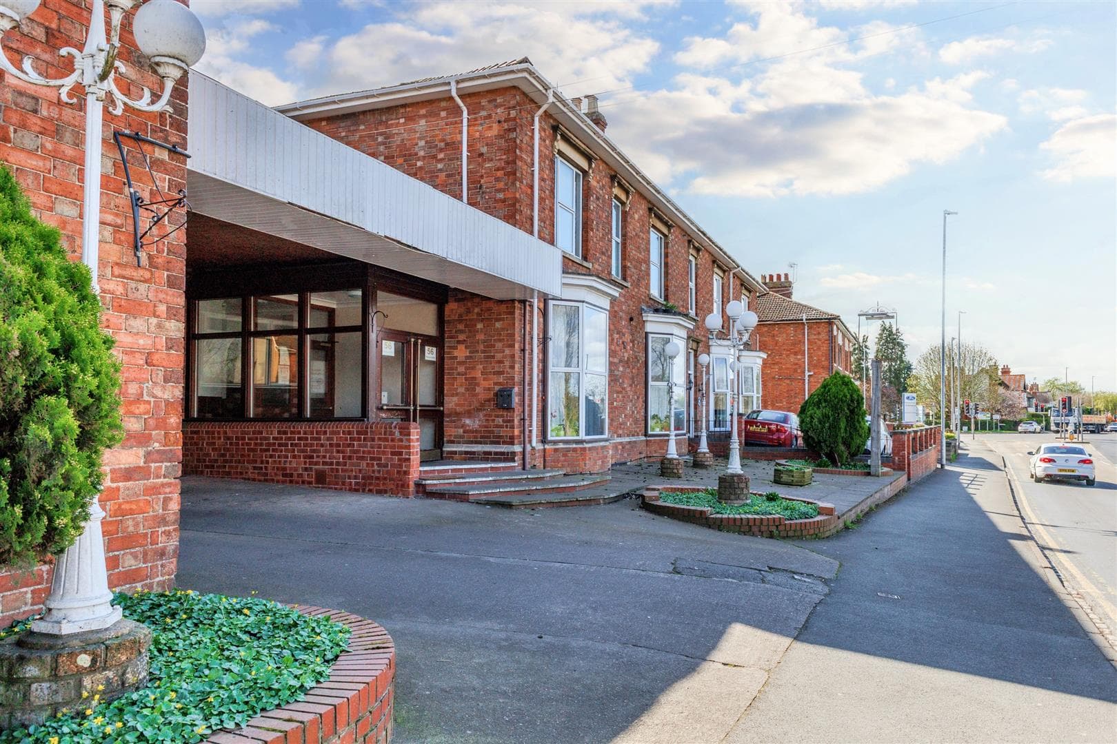 Waterside, Evesham, WR11 - photo 1 of 22