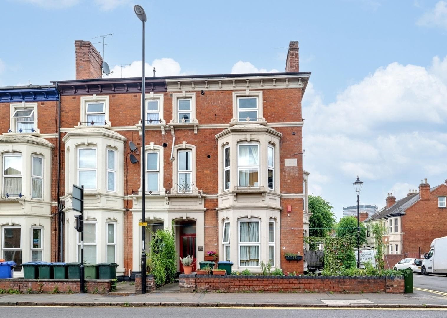 Middleborough Road, Coventry, CV1 - photo 1 of 16