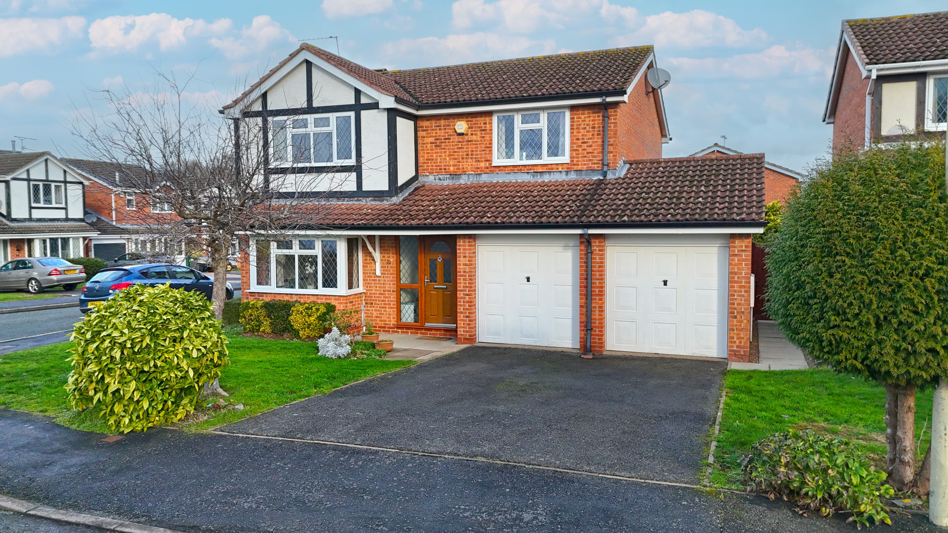 Cooper Gardens, Oadby, Leicester, LE2 - photo 1 of 27