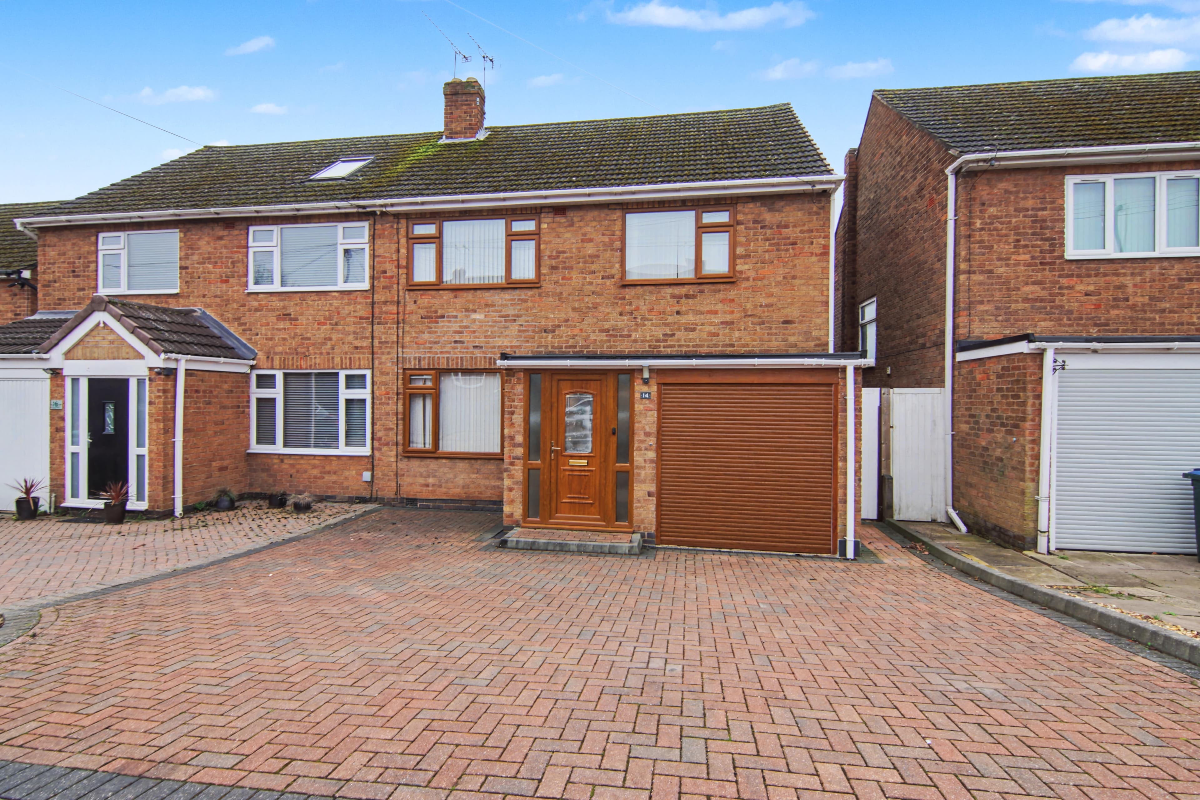 Ettington Road, Coventry, CV5 - photo 1 of 18