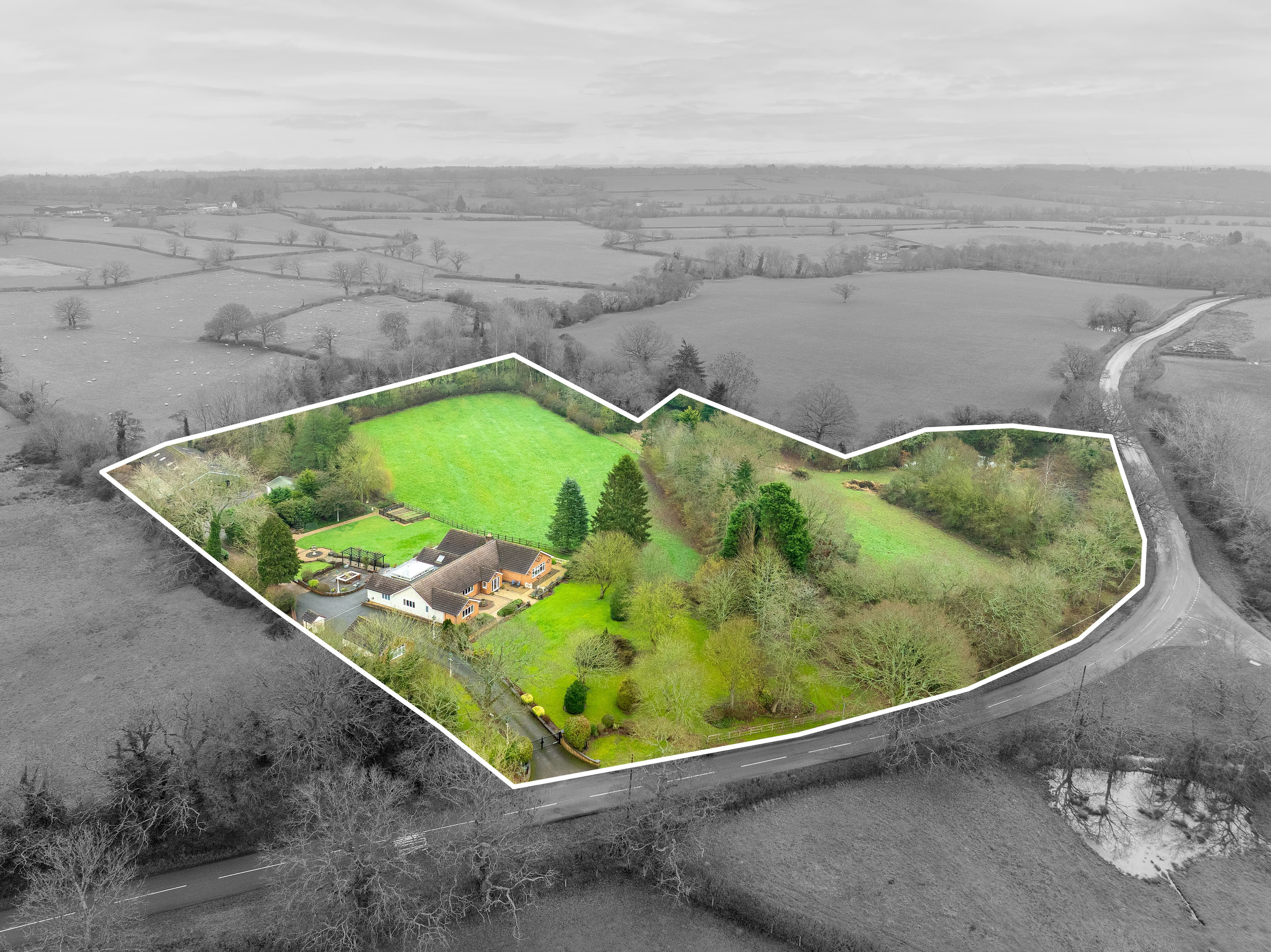 Rivermead, Tanworth Lane, Henley-In-Arden, B95 - photo 1 of 34