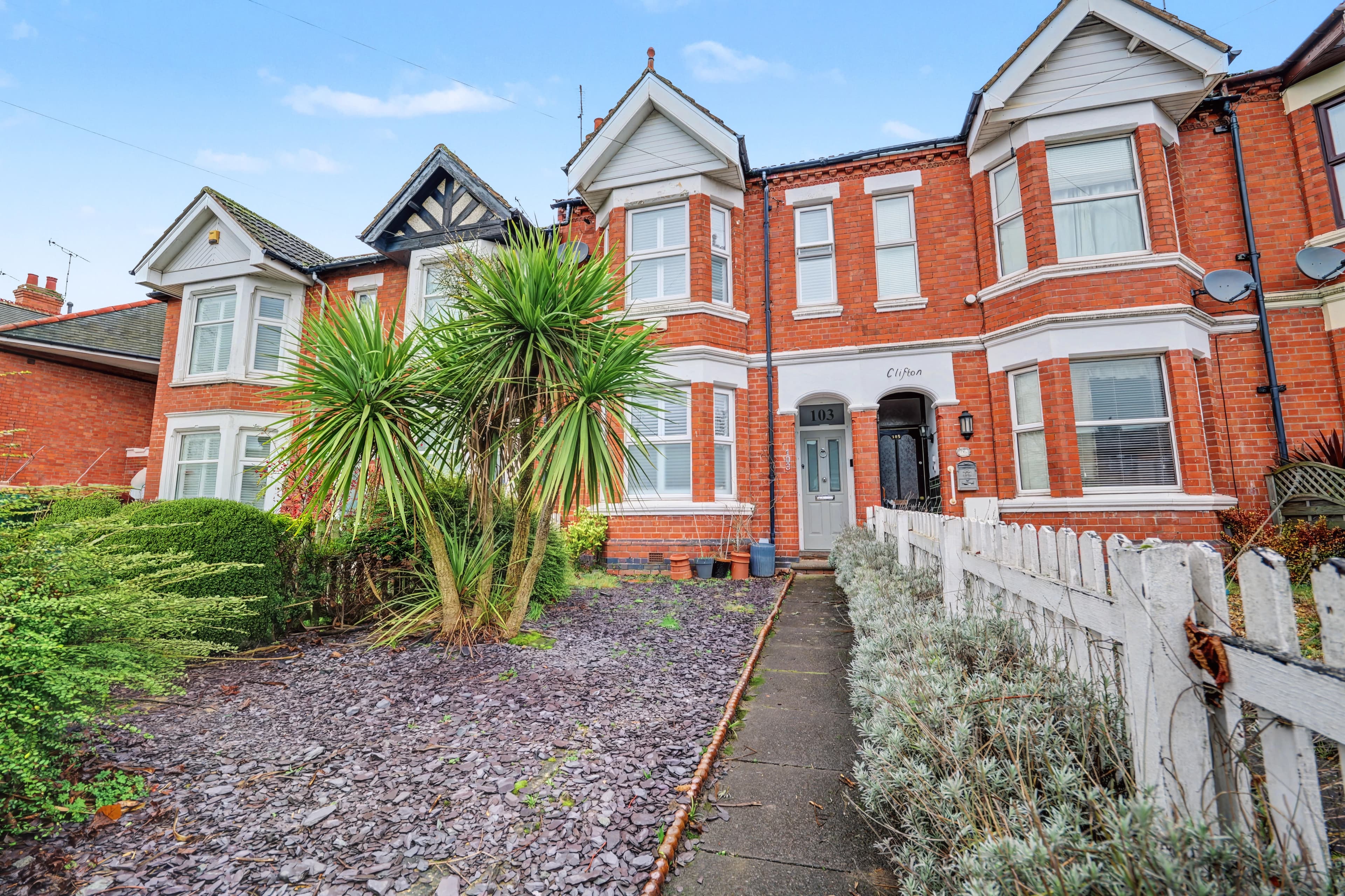 Binley Road, Coventry, CV3 - photo 1 of 22