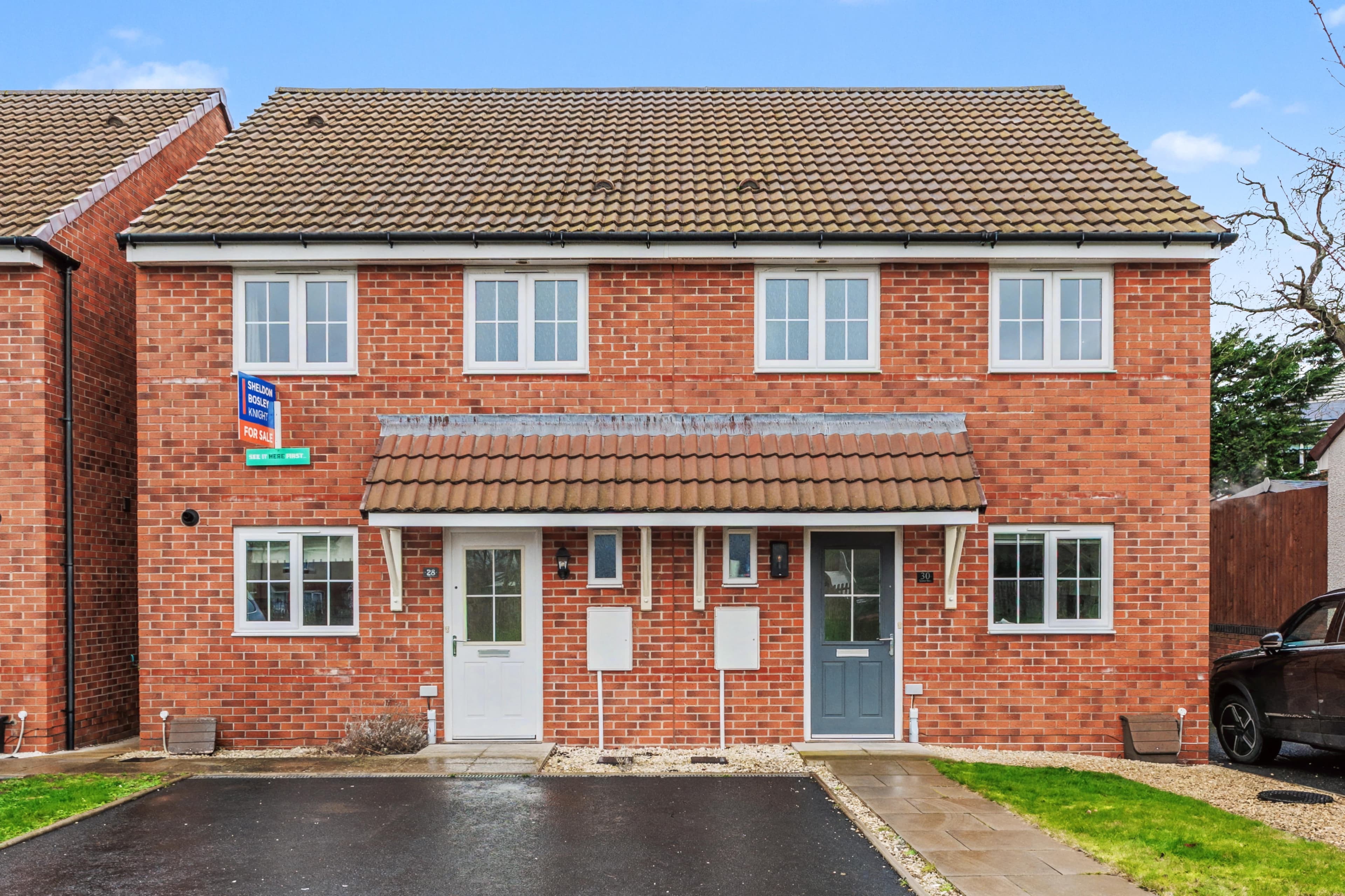 Sunset Way, Evesham, WR11 - photo 1 of 19