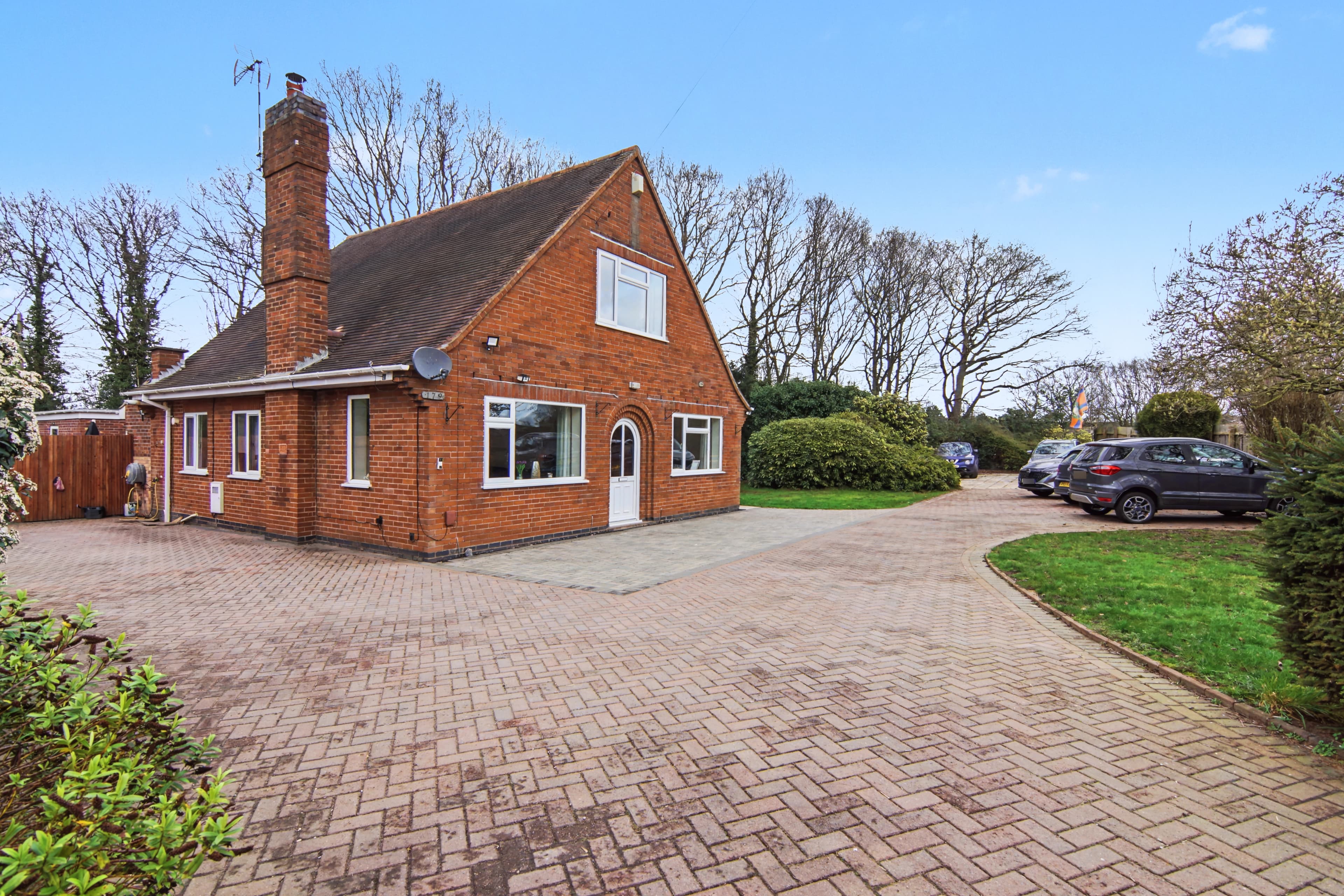 Fillongley Road, Meriden, Coventry, CV7 - photo 1 of 32