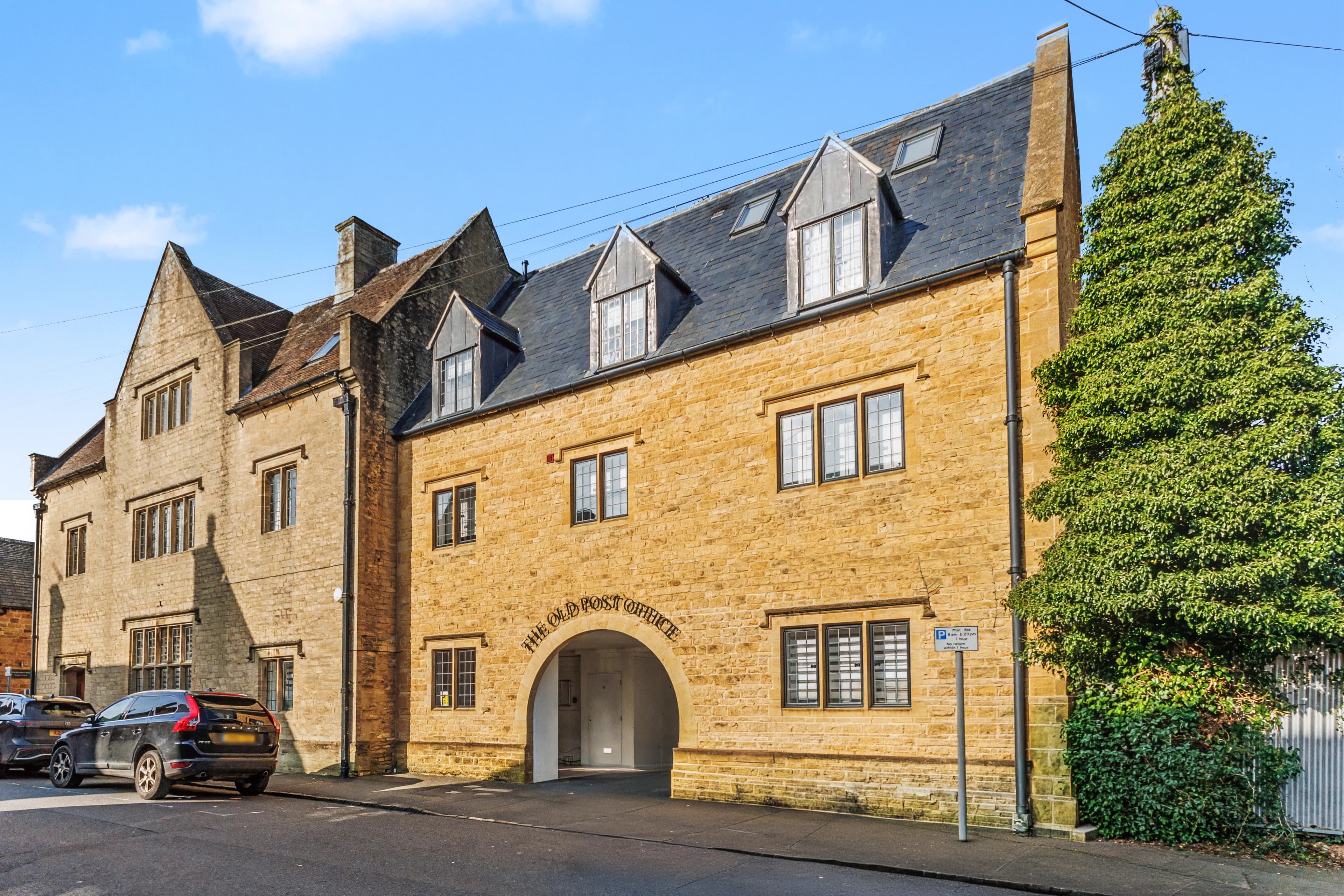 The Old Post Office, New Road, Moreton-In-Marsh, GL56 - photo 1 of 19