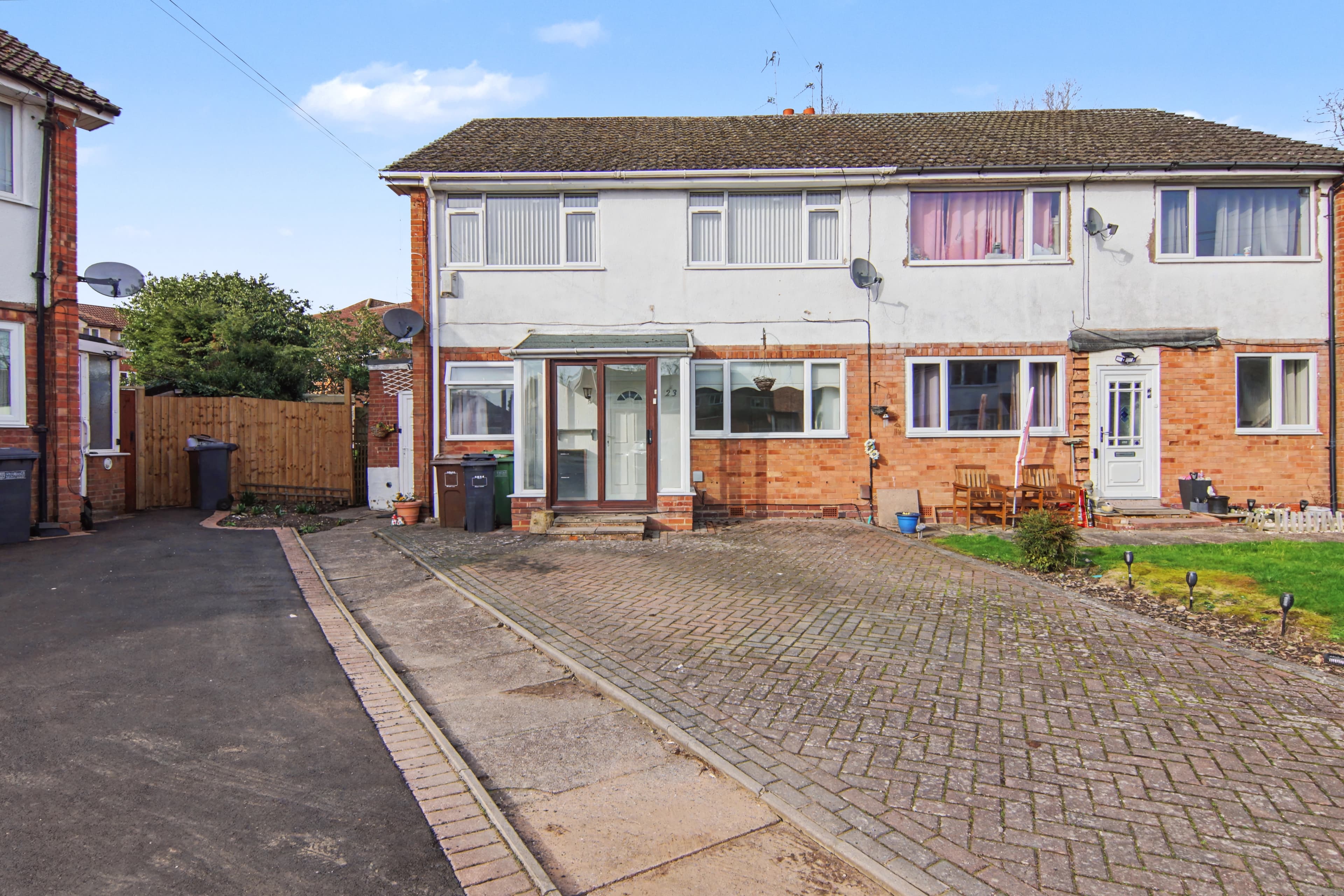 Marlbrook Close, Solihull, B92 - photo 1 of 13