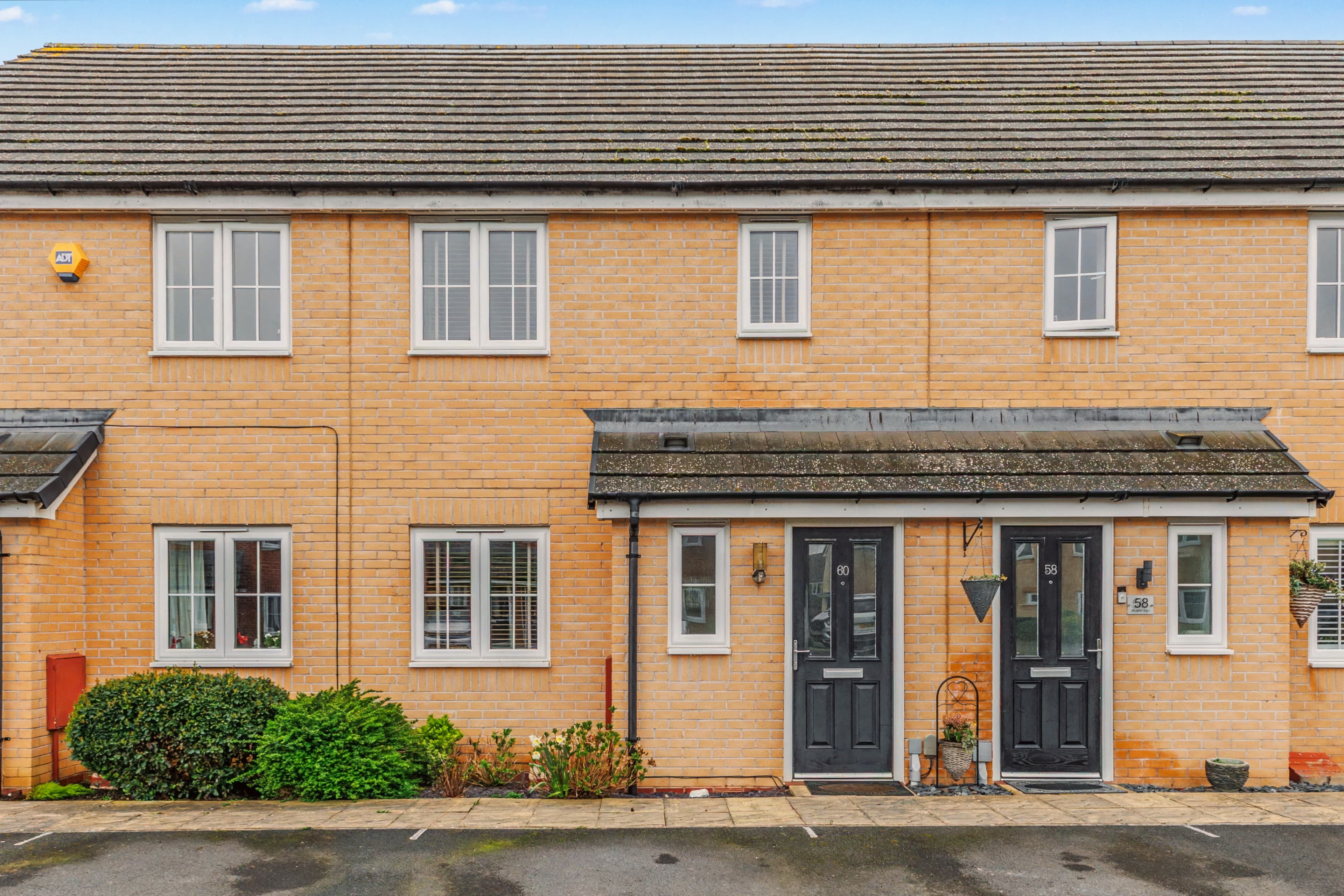 Snaffle Way, Evesham, WR11 - photo 1 of 15