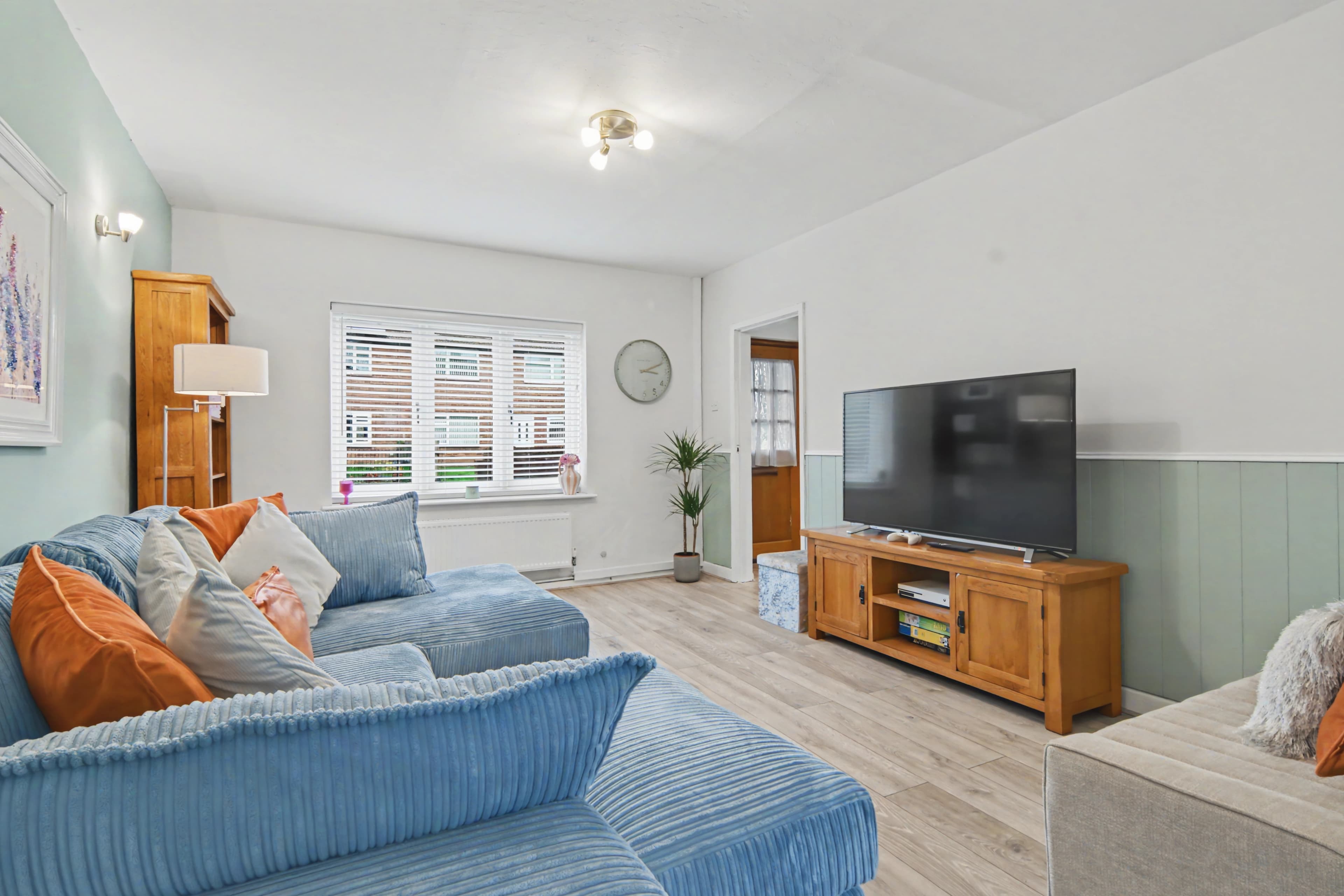 Bullfield Avenue, Coventry, CV4 - photo 1 of 27