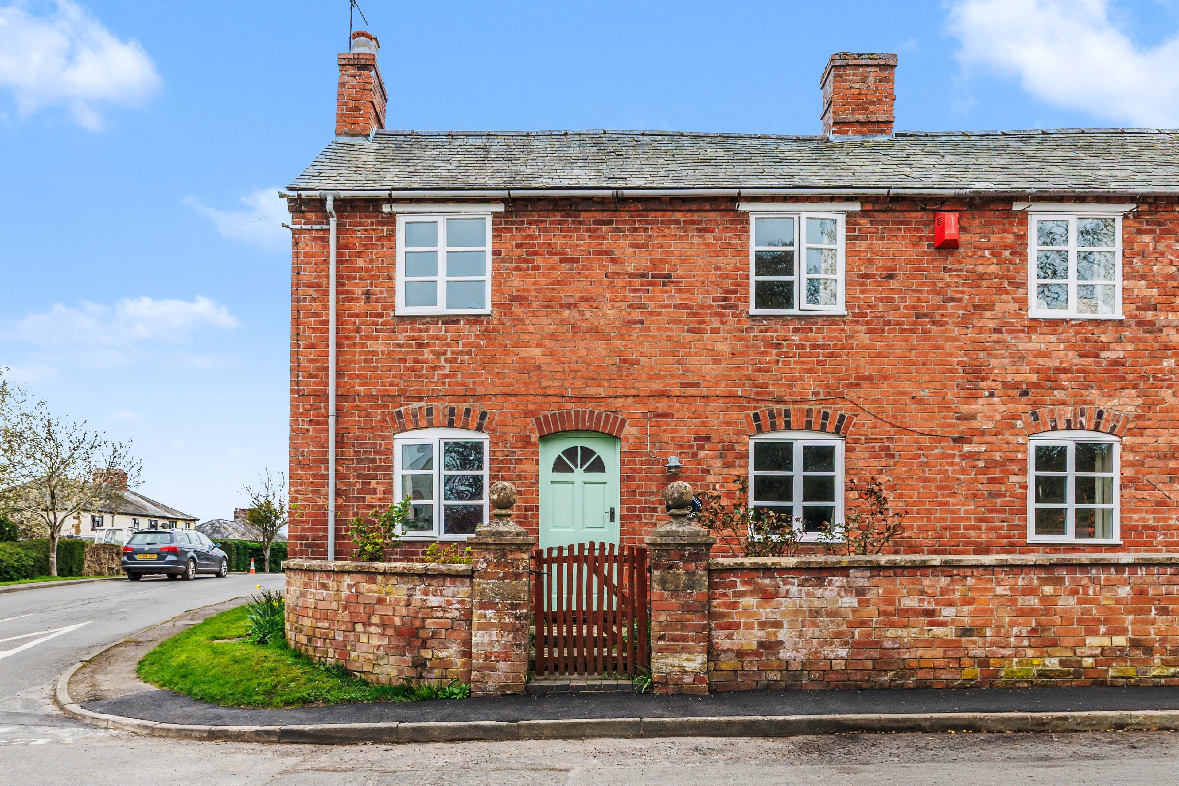 Wheelwright Cottage, Front Street, Ilmington, Shipston-On-Stour, CV36 - photo 1 of 33