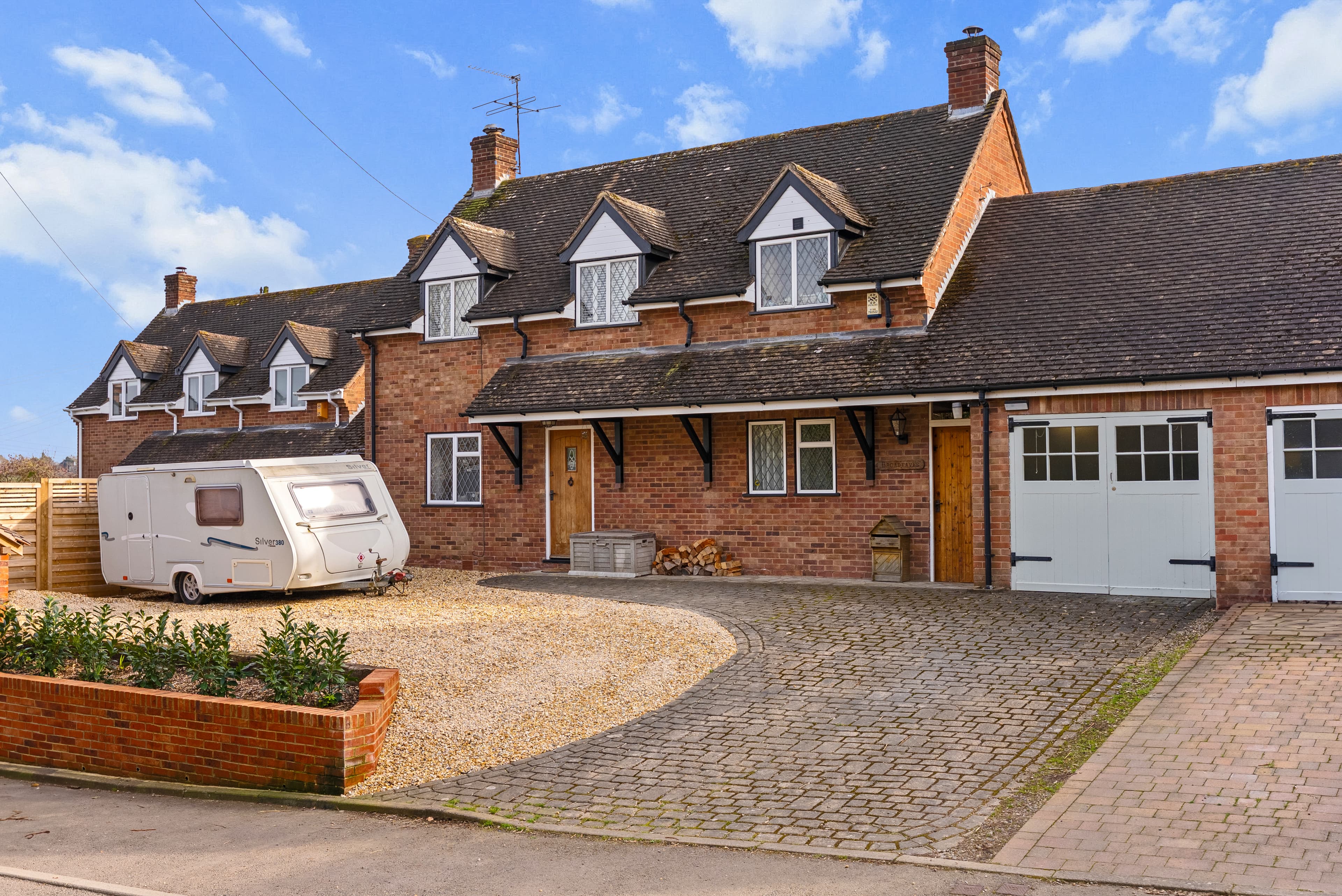 Broadeaves, Main Street, Church Lench, Evesham, WR11 - photo 1 of 14