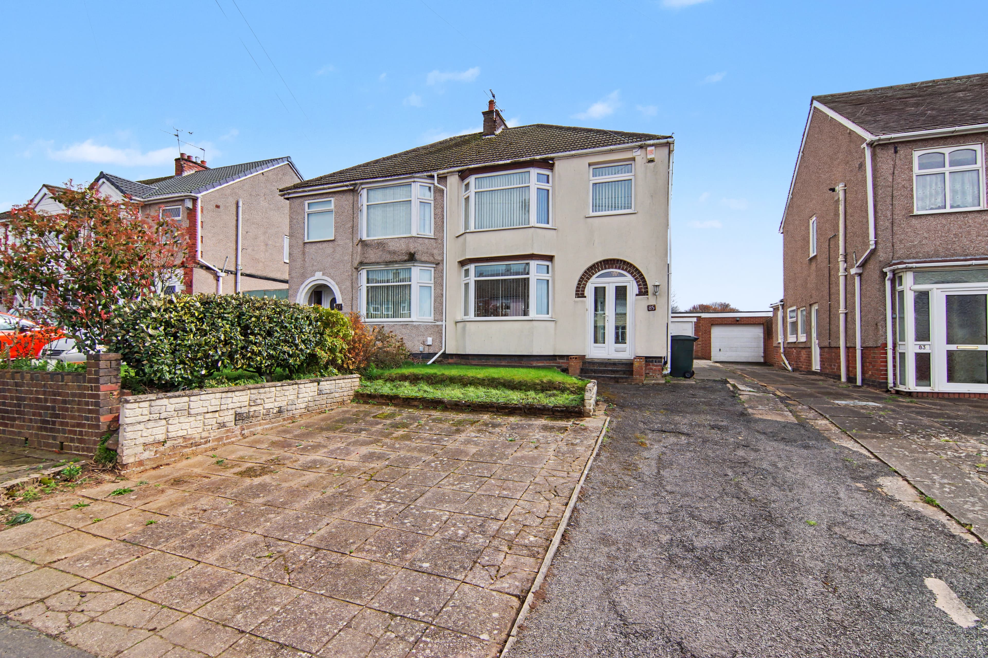Browns Lane, Allesley, Coventry, CV5 - photo 1 of 19