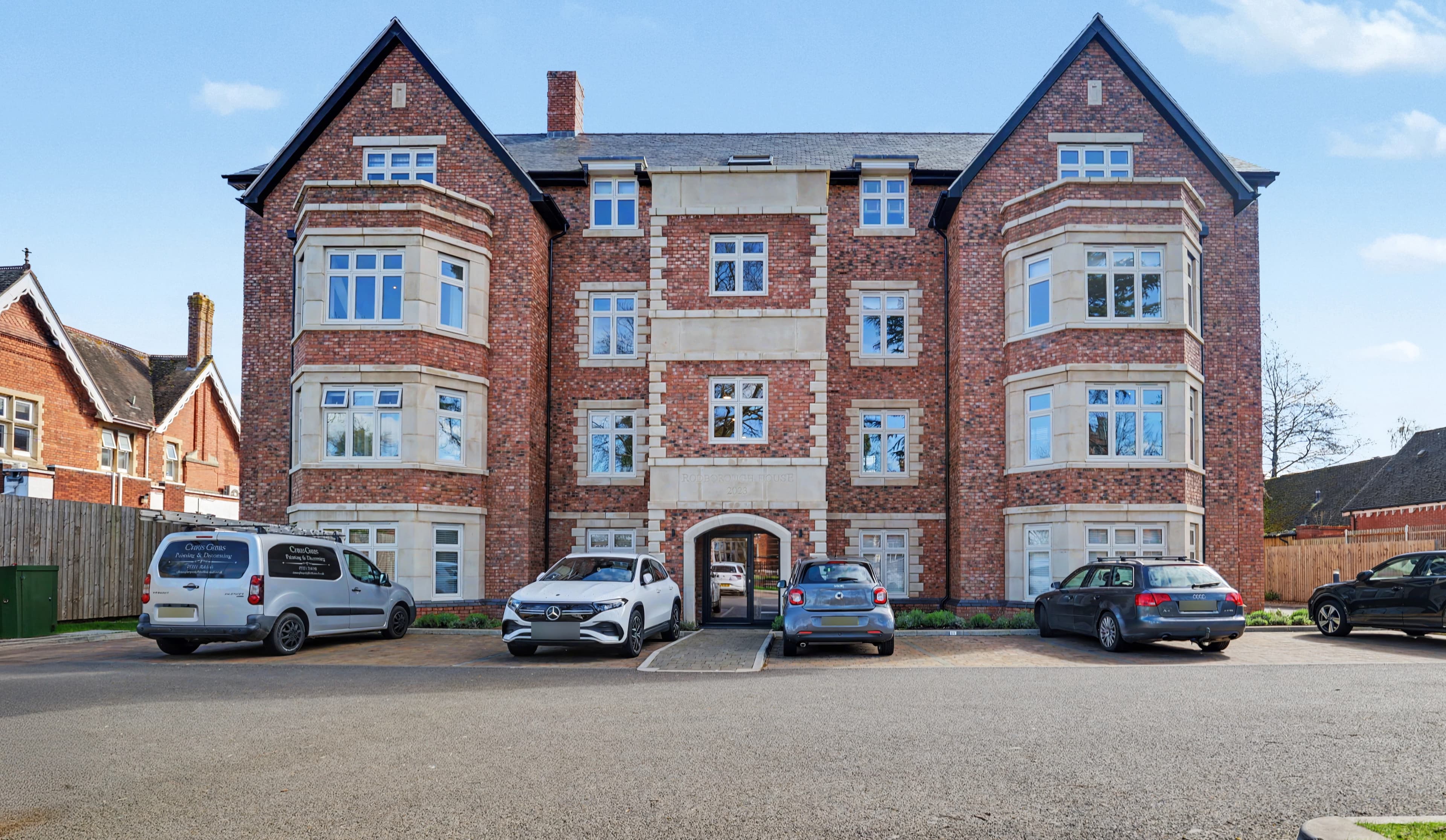 Apmt 2, Warwick Road, Rodborough House, Coventry, CV3 - photo 1 of 16