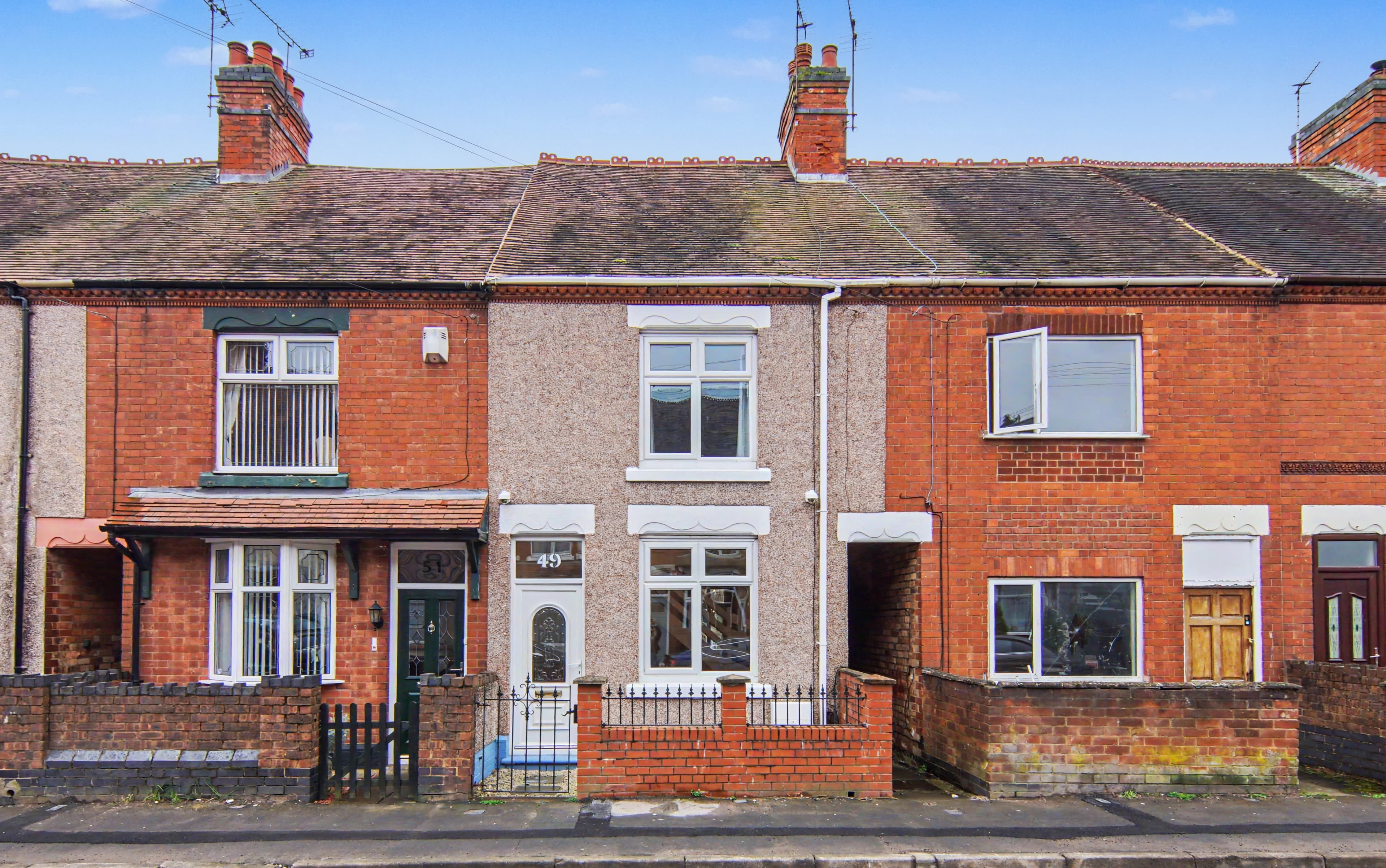 Priory Street, Nuneaton, CV10 - photo 1 of 17