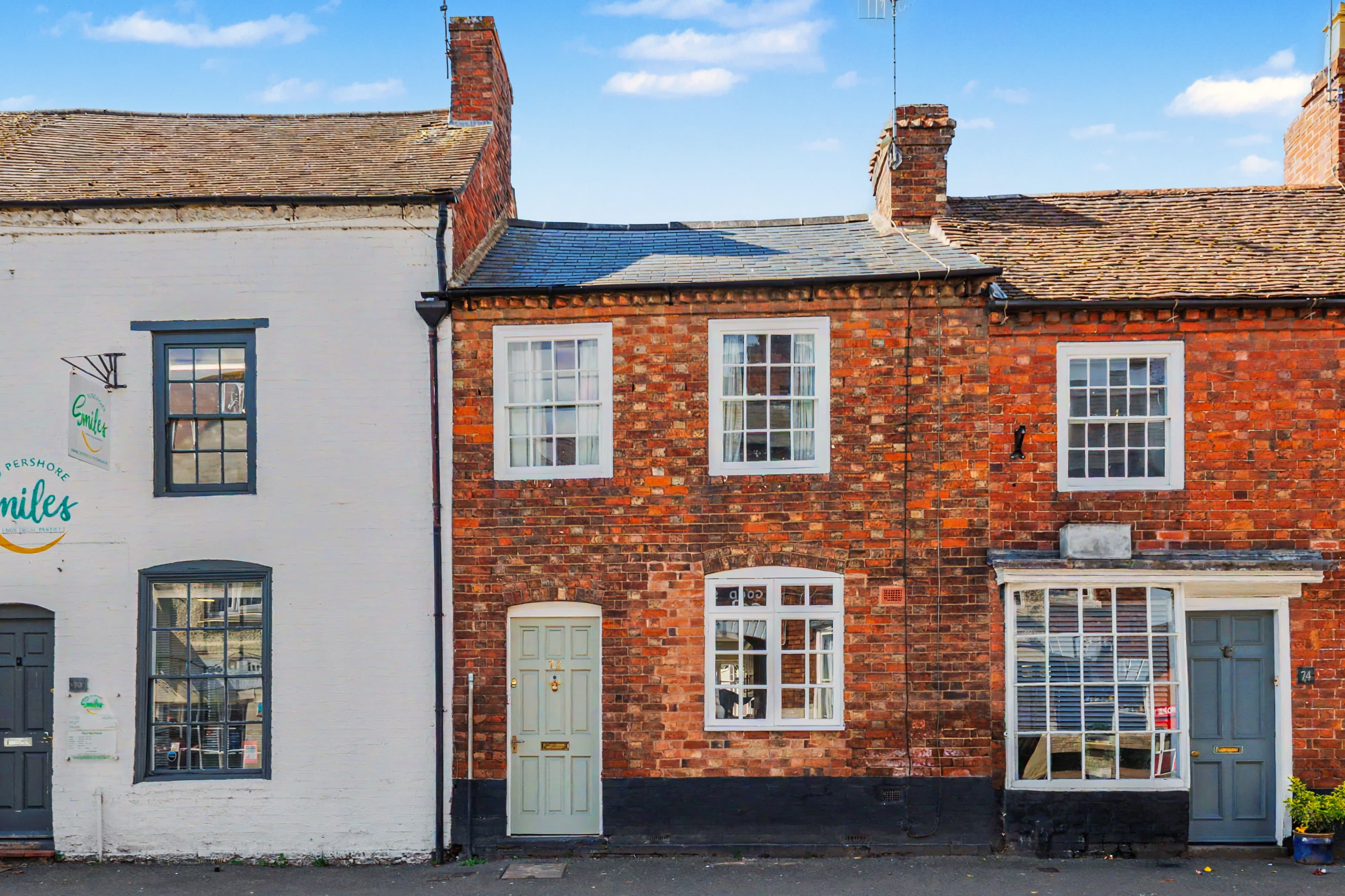 High Street, Pershore, WR10 - photo 1 of 25
