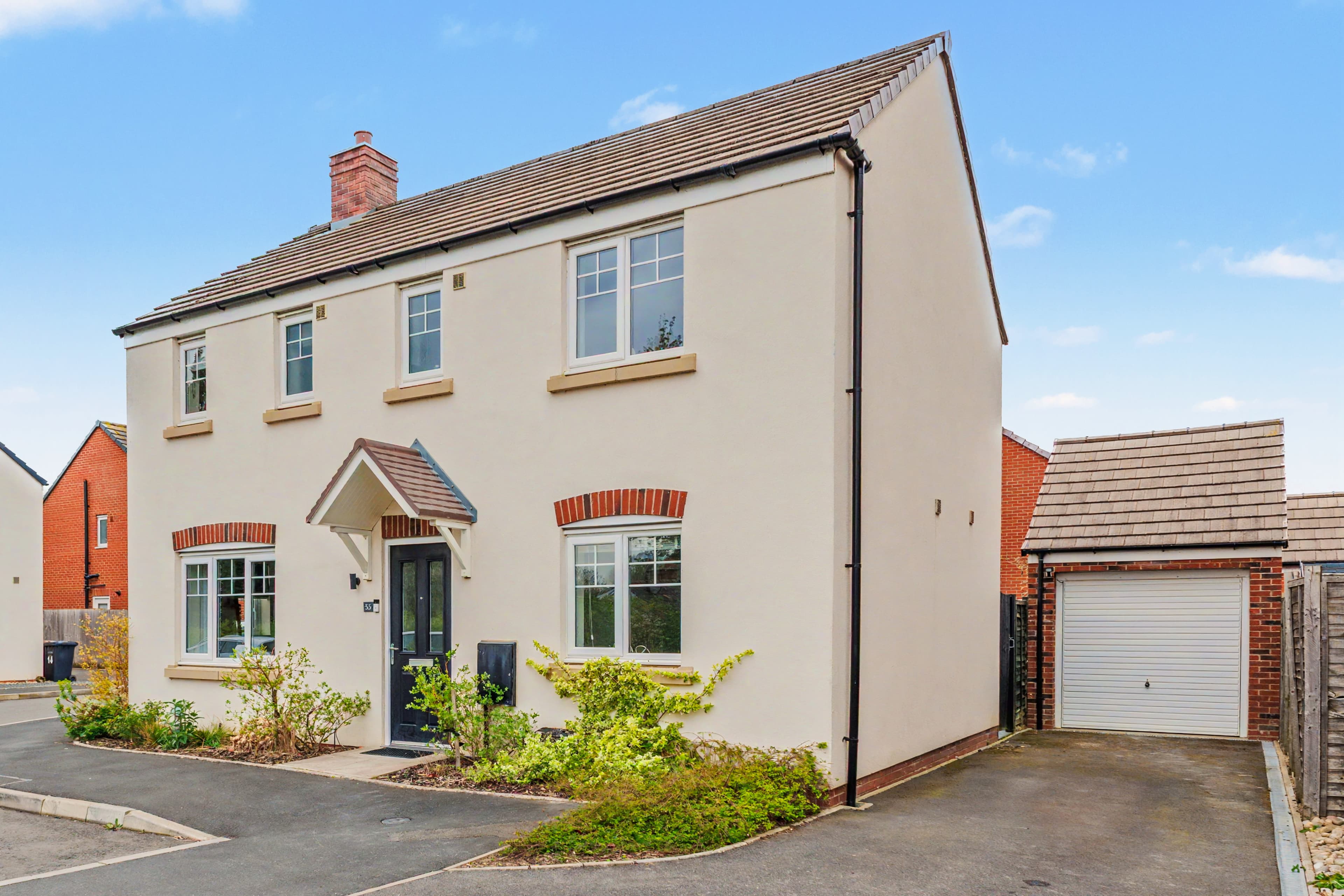 Jeacock Grove, Pershore, WR10 - photo 1 of 20