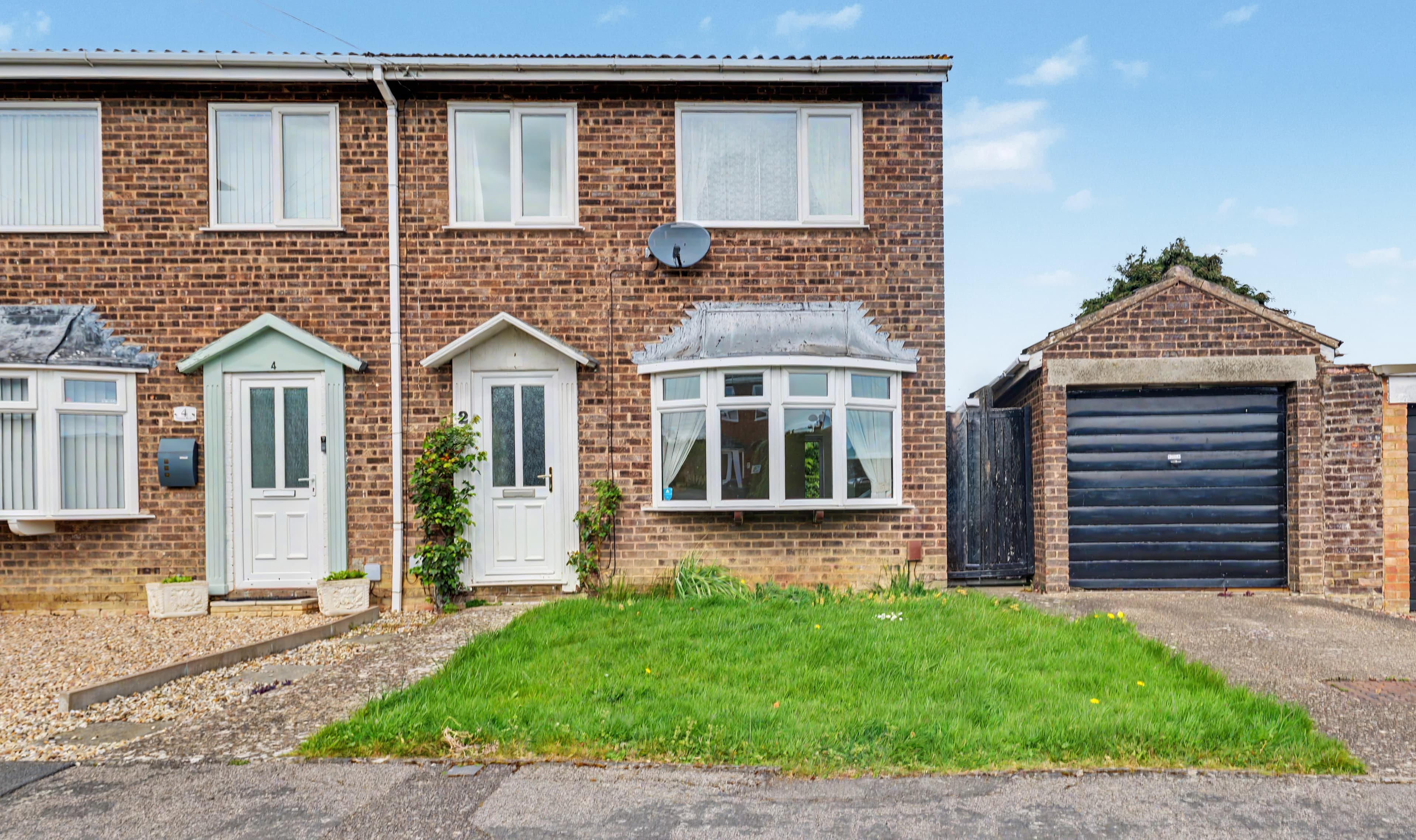 Maurice Road, Market Harborough, LE16 - photo 1 of 16