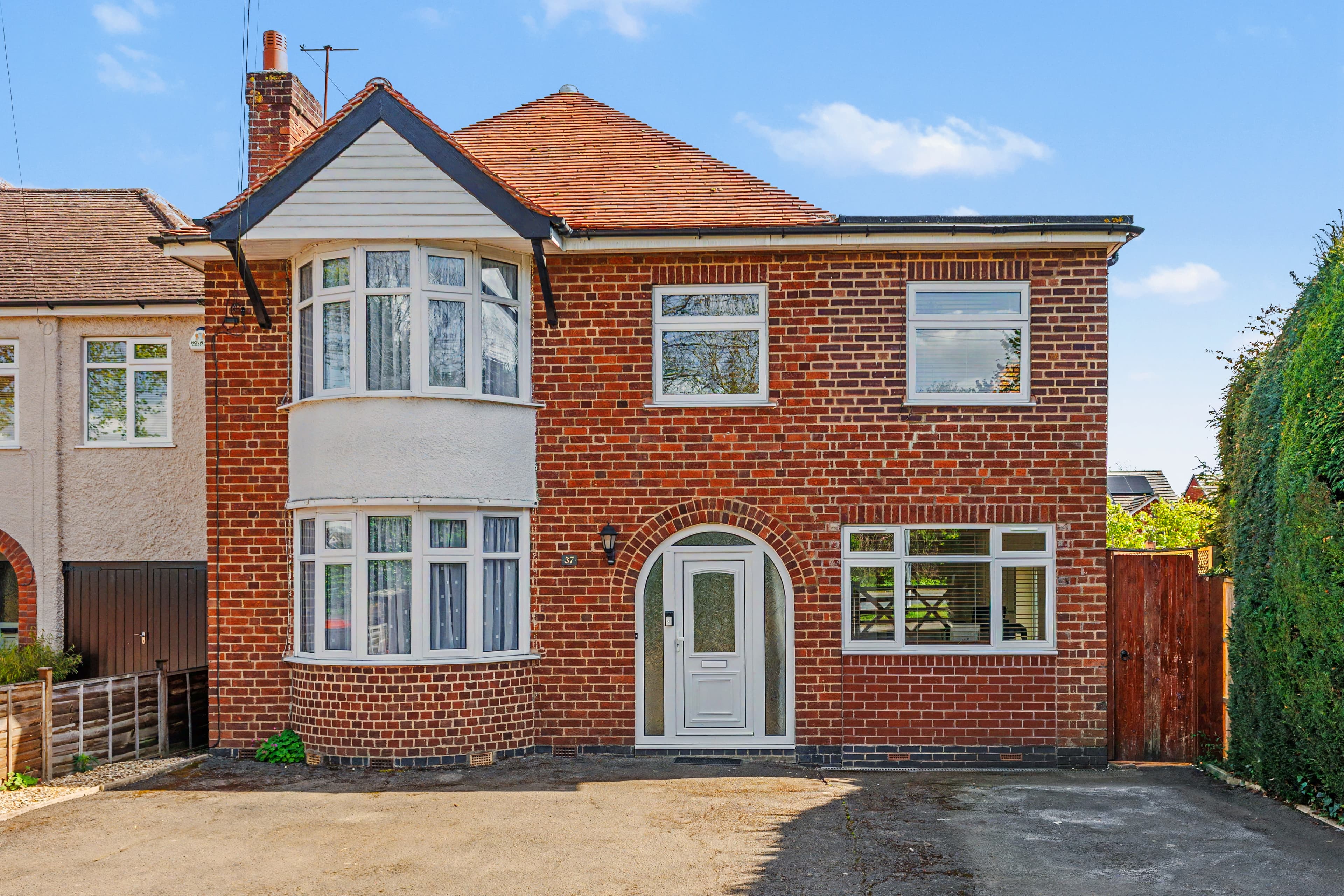London Road, Shipston-On-Stour, CV36 - photo 1 of 35