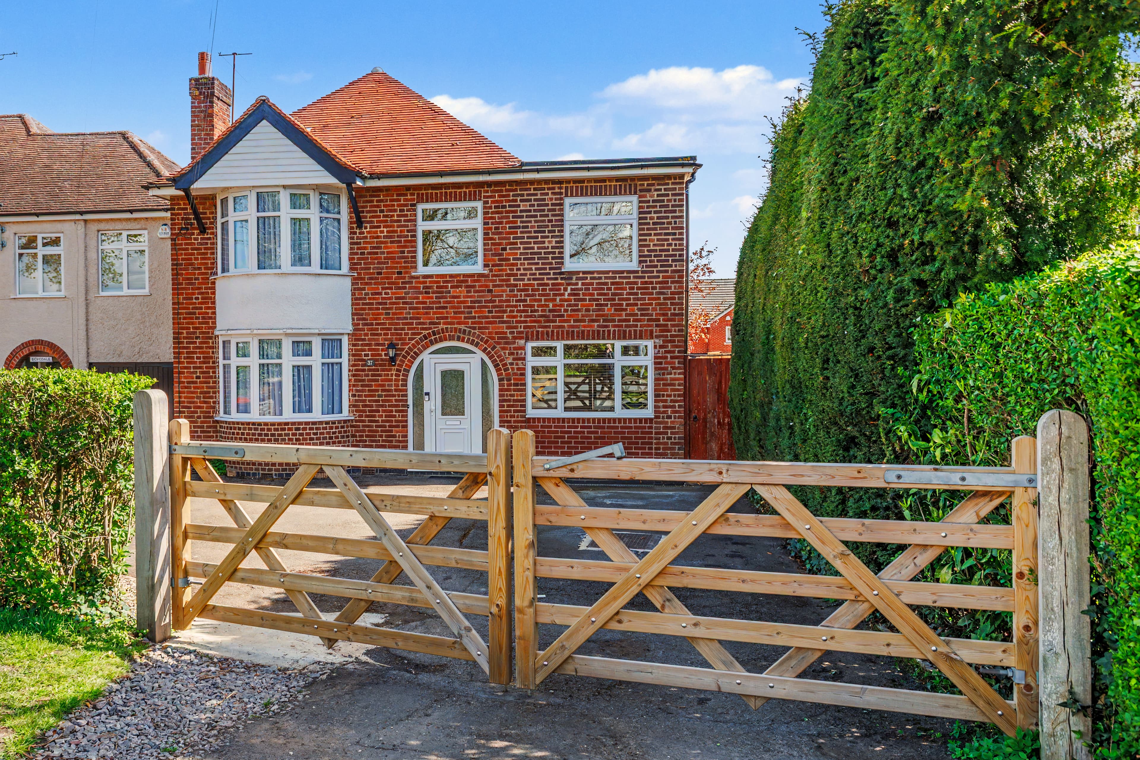 London Road, Shipston-On-Stour, CV36 - photo 1 of 36