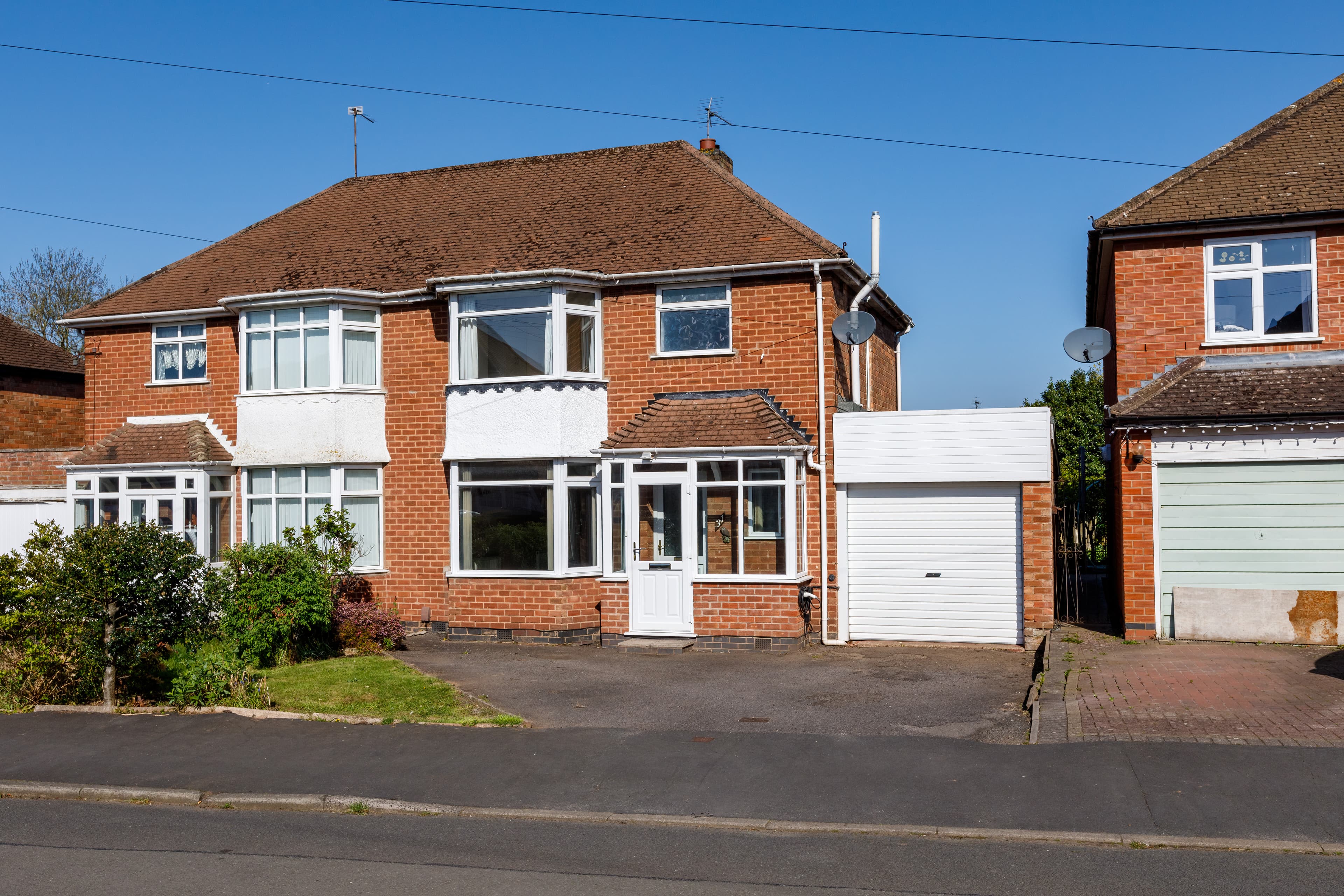 Melton Road, Leamington Spa, CV32 - photo 1 of 37