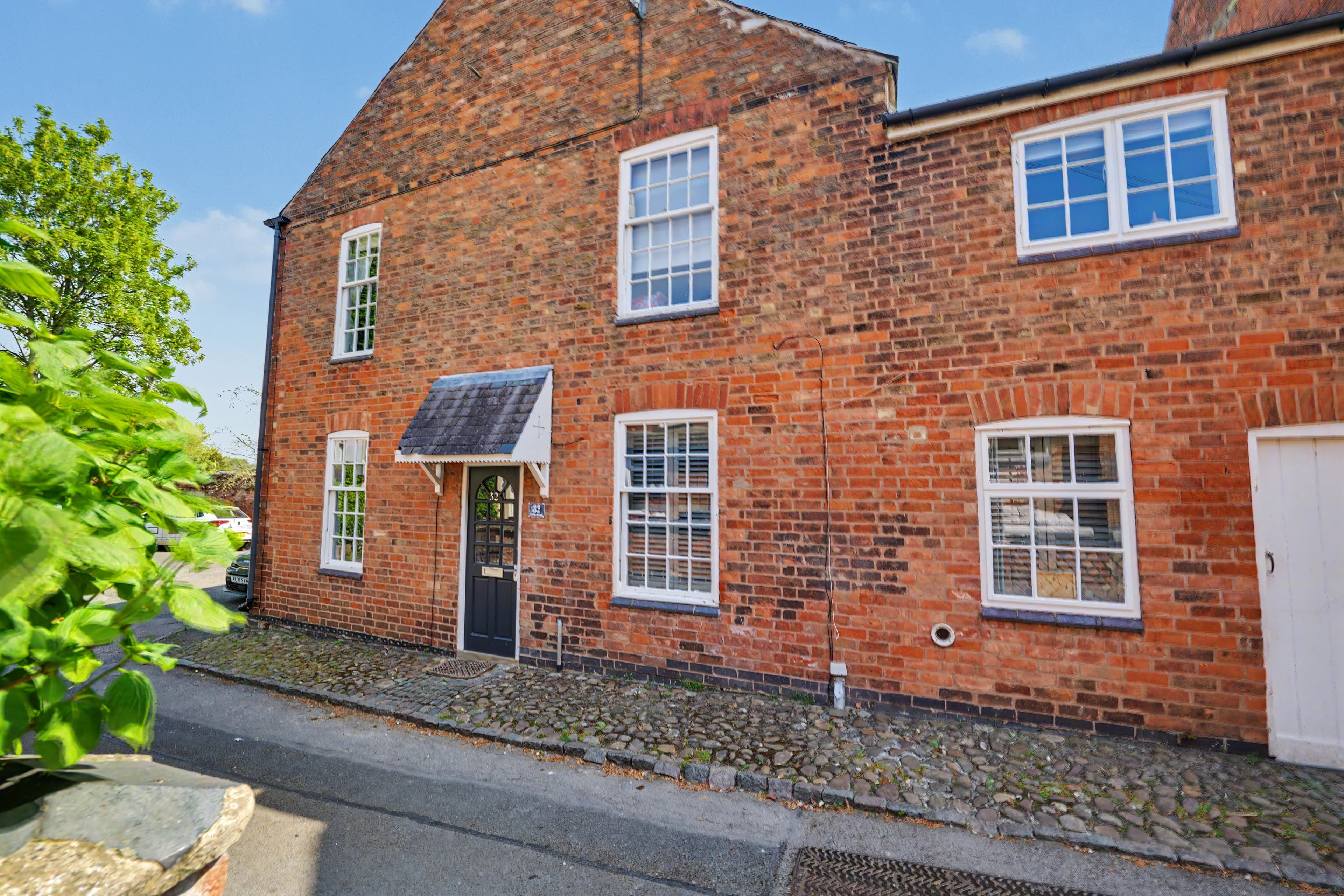 Main Street, Kibworth Harcourt, Leicester, LE8 - photo 1 of 20