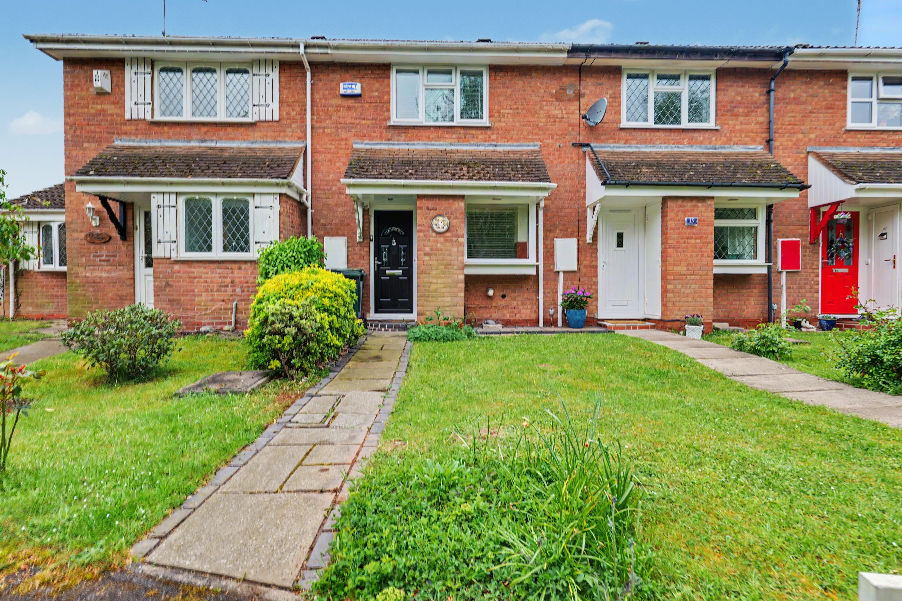 Lymore Croft, Coventry, CV2 - photo 1 of 12
