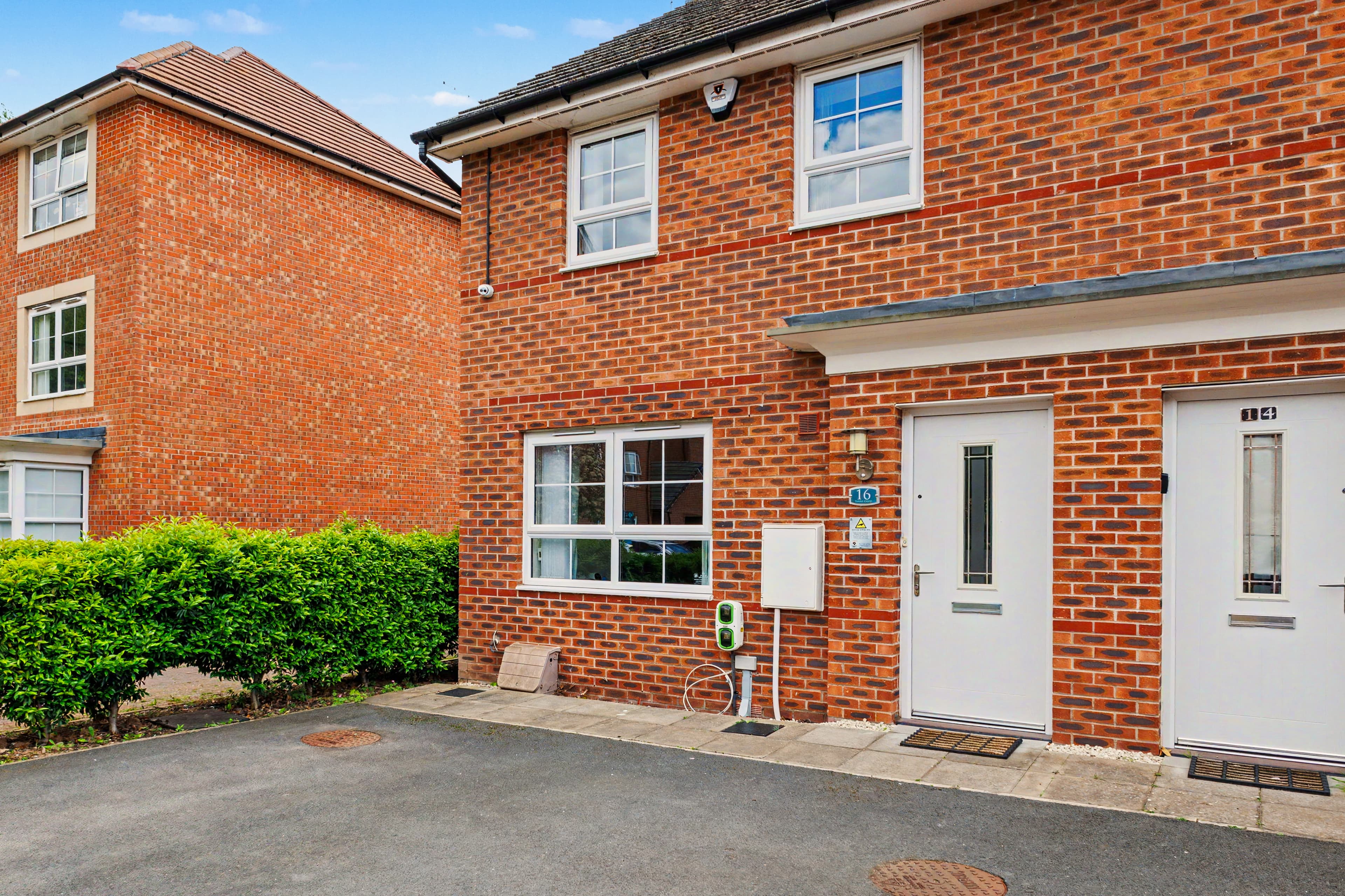 Tawny Grove, Coventry, CV4 - photo 1 of 26