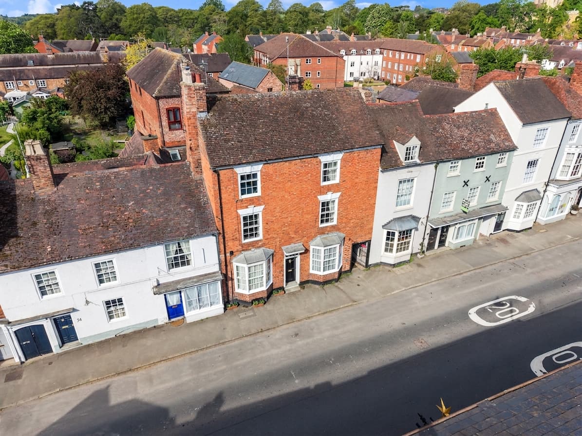 Bridge Street, Pershore, WR10 - photo 1 of 13