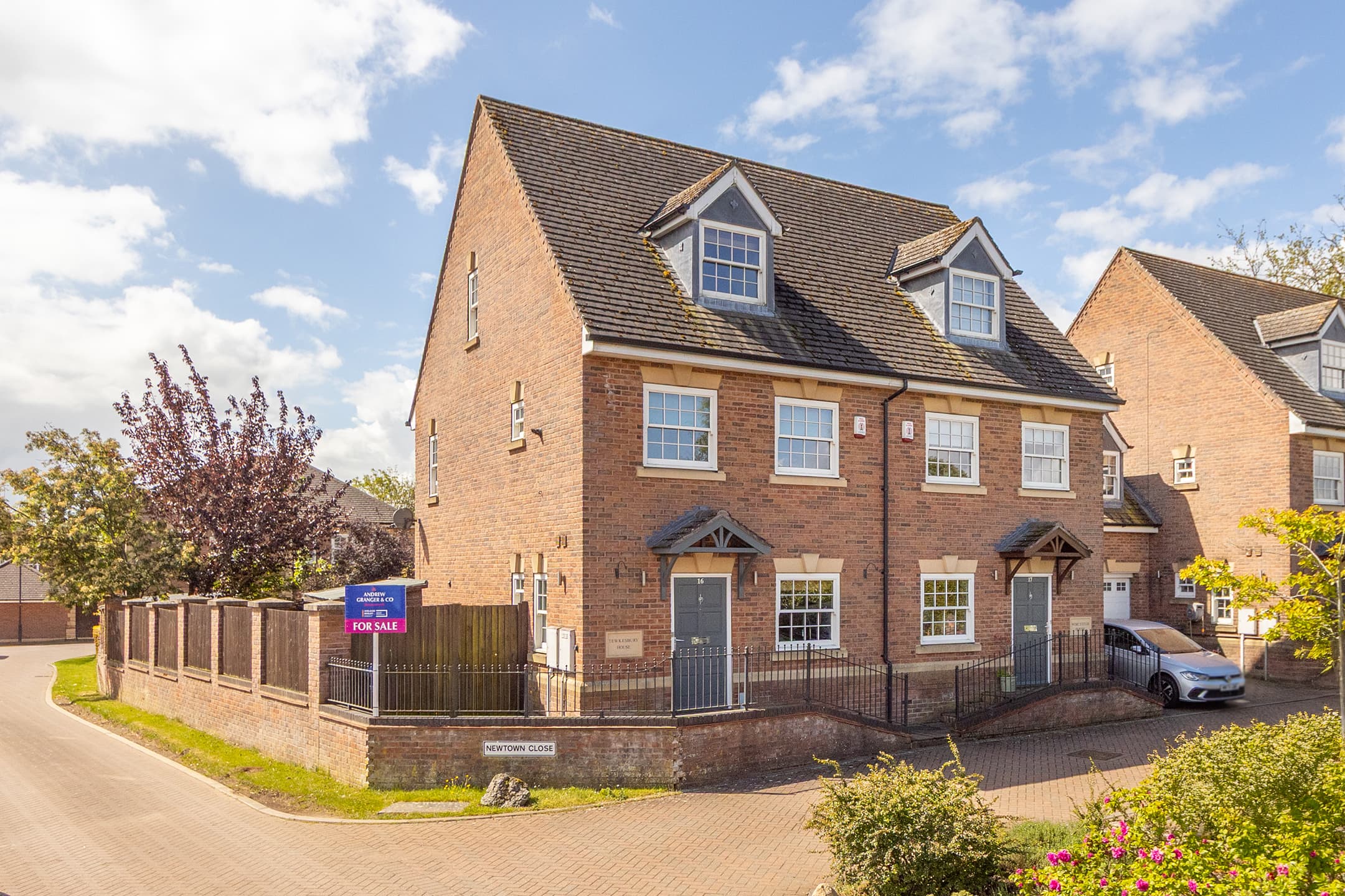 New Town Close, Kibworth Beauchamp, Leicester, LE8 - photo 1 of 25