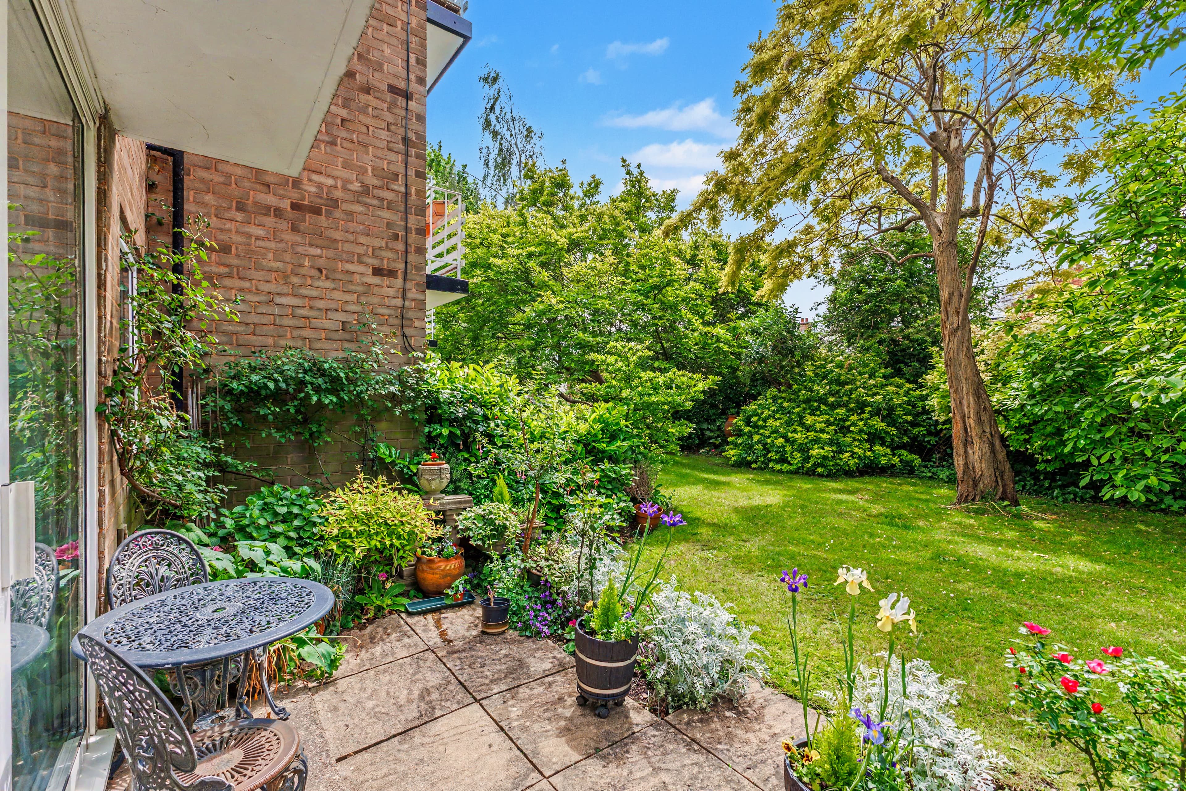 2 Glendower, Warwick Road, Stratford-Upon-Avon, CV37 - photo 1 of 16