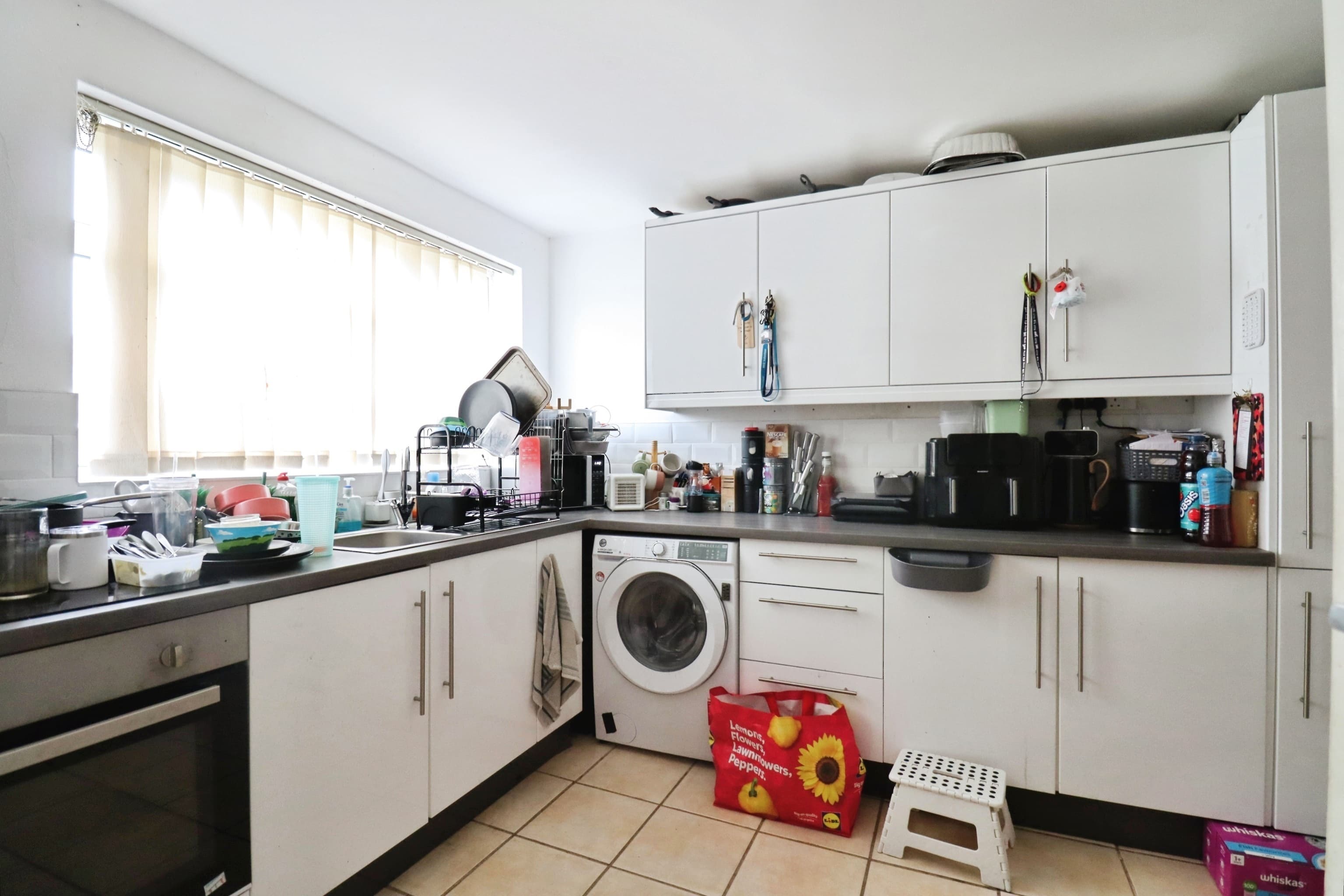 Manfield Avenue, Coventry, CV2 - photo 1 of 9